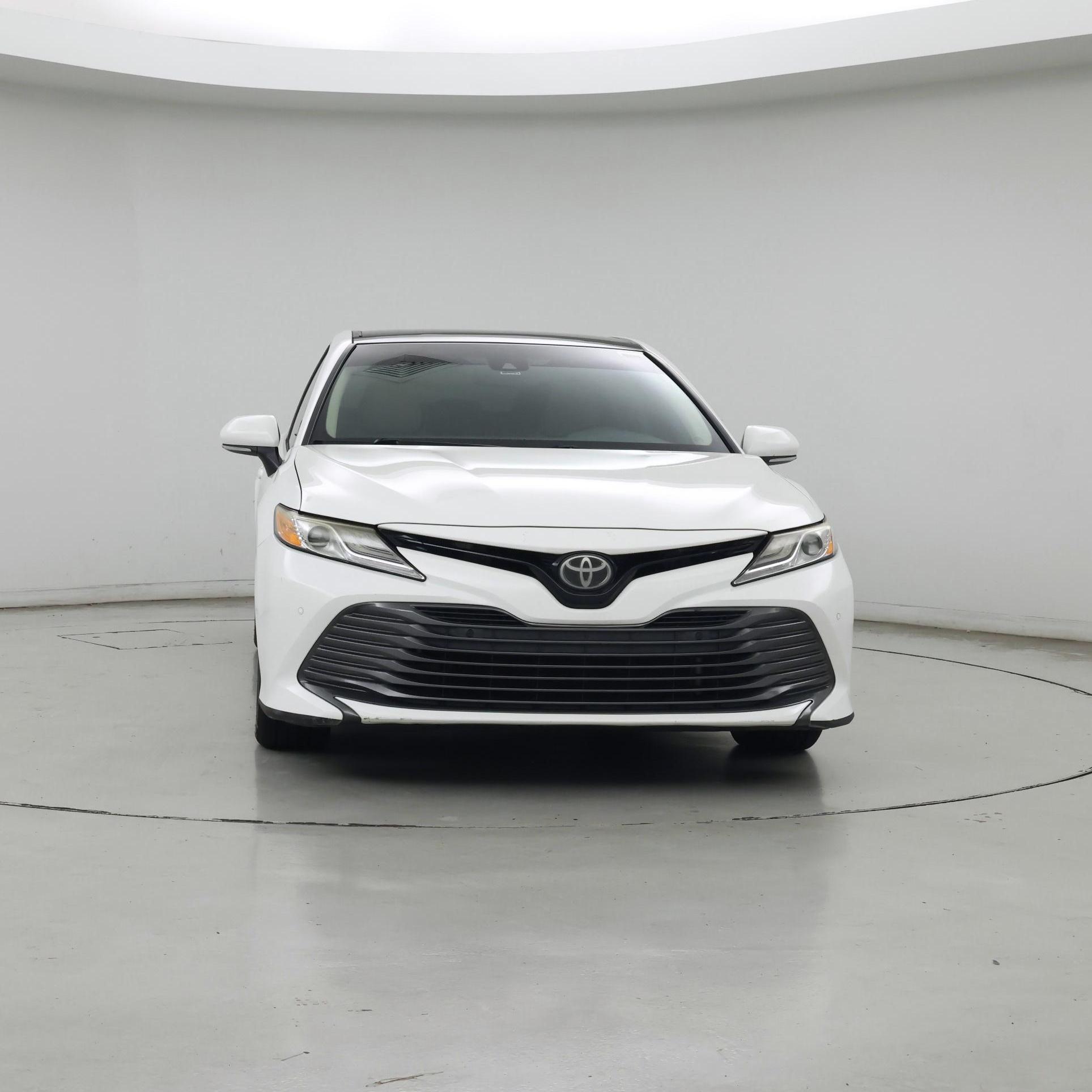 Thumbnail: 2018 Toyota Camry - 5