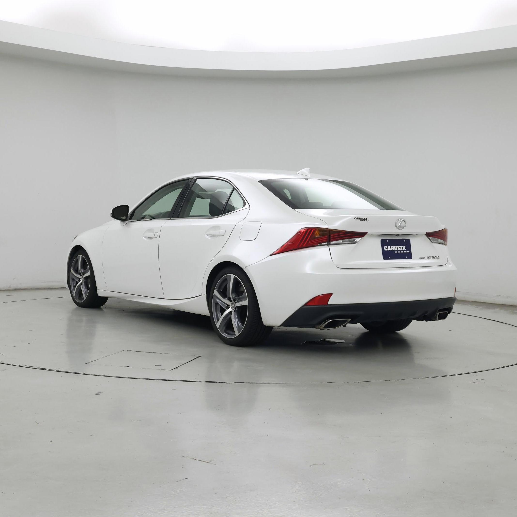 Thumbnail: 2018 Lexus IS - 2