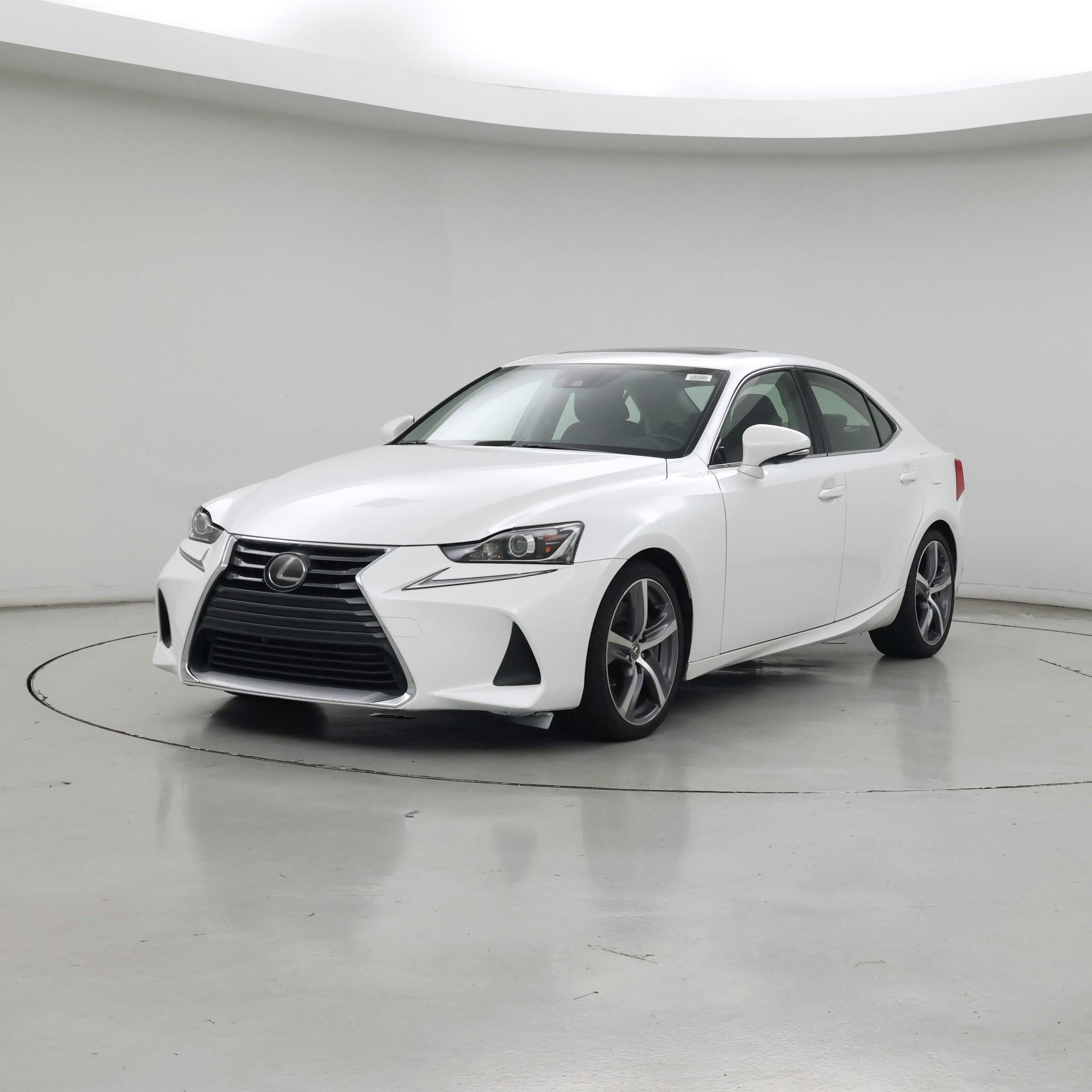 Thumbnail: 2018 Lexus IS - 4