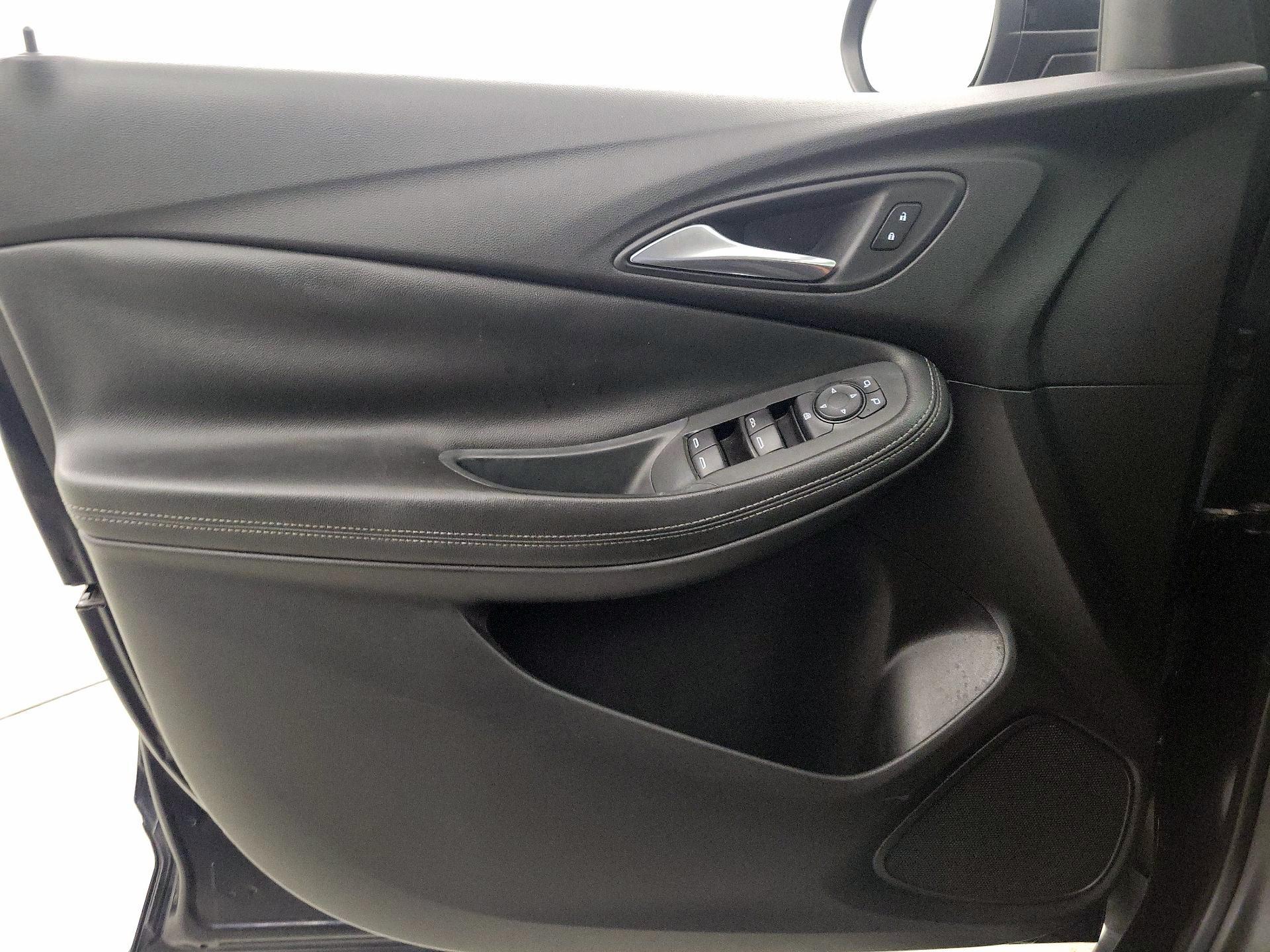 Thumbnail: 2020 Buick Encore GX - 12