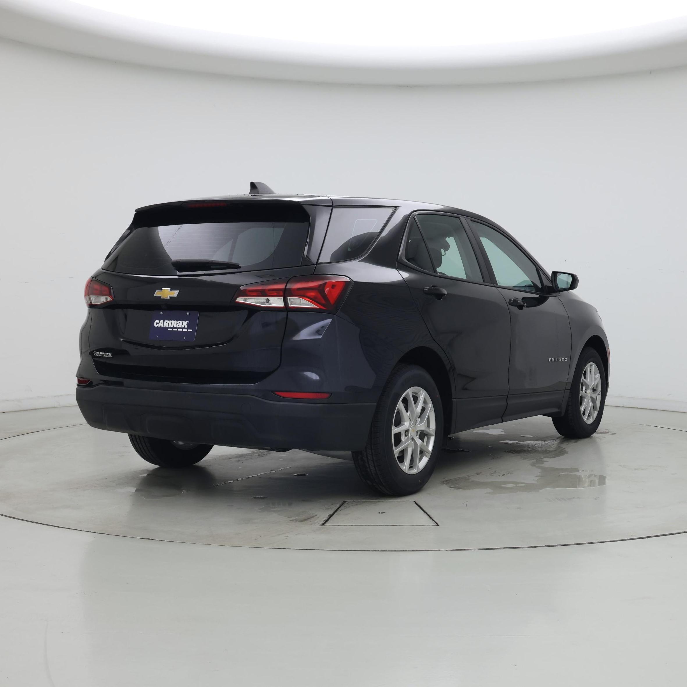 Thumbnail: 2023 Chevrolet Equinox - 8