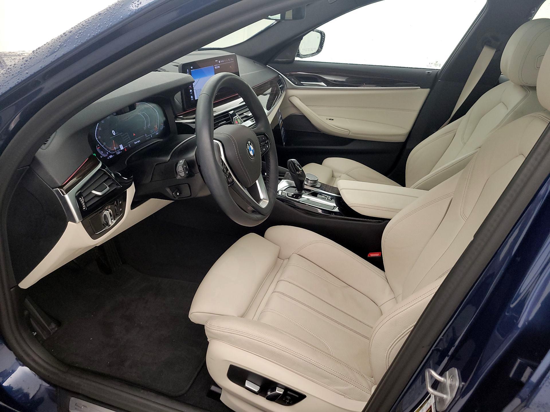 Thumbnail: 2023 BMW 5 Series - 11