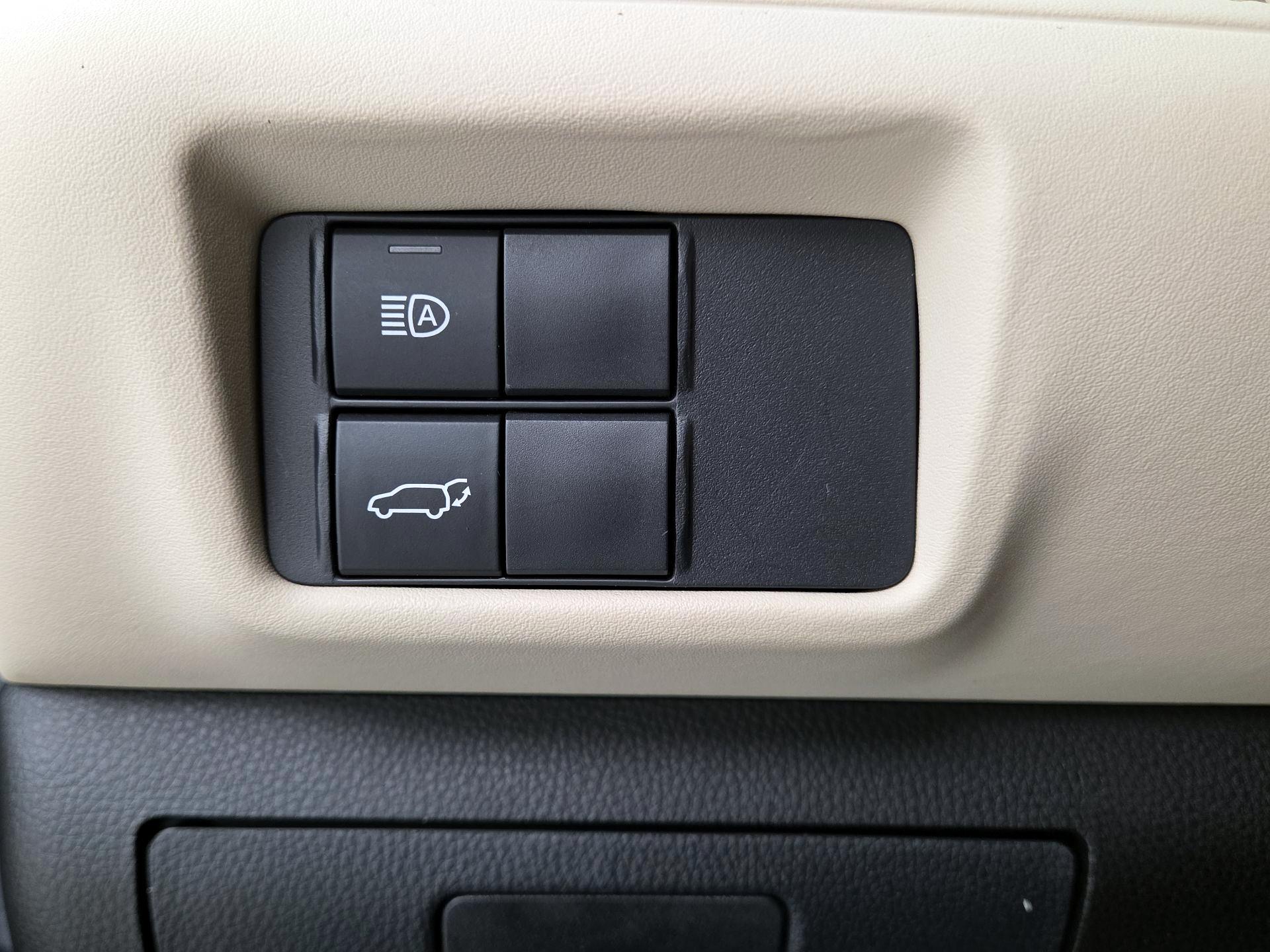 Thumbnail: 2024 Toyota Highlander - 13