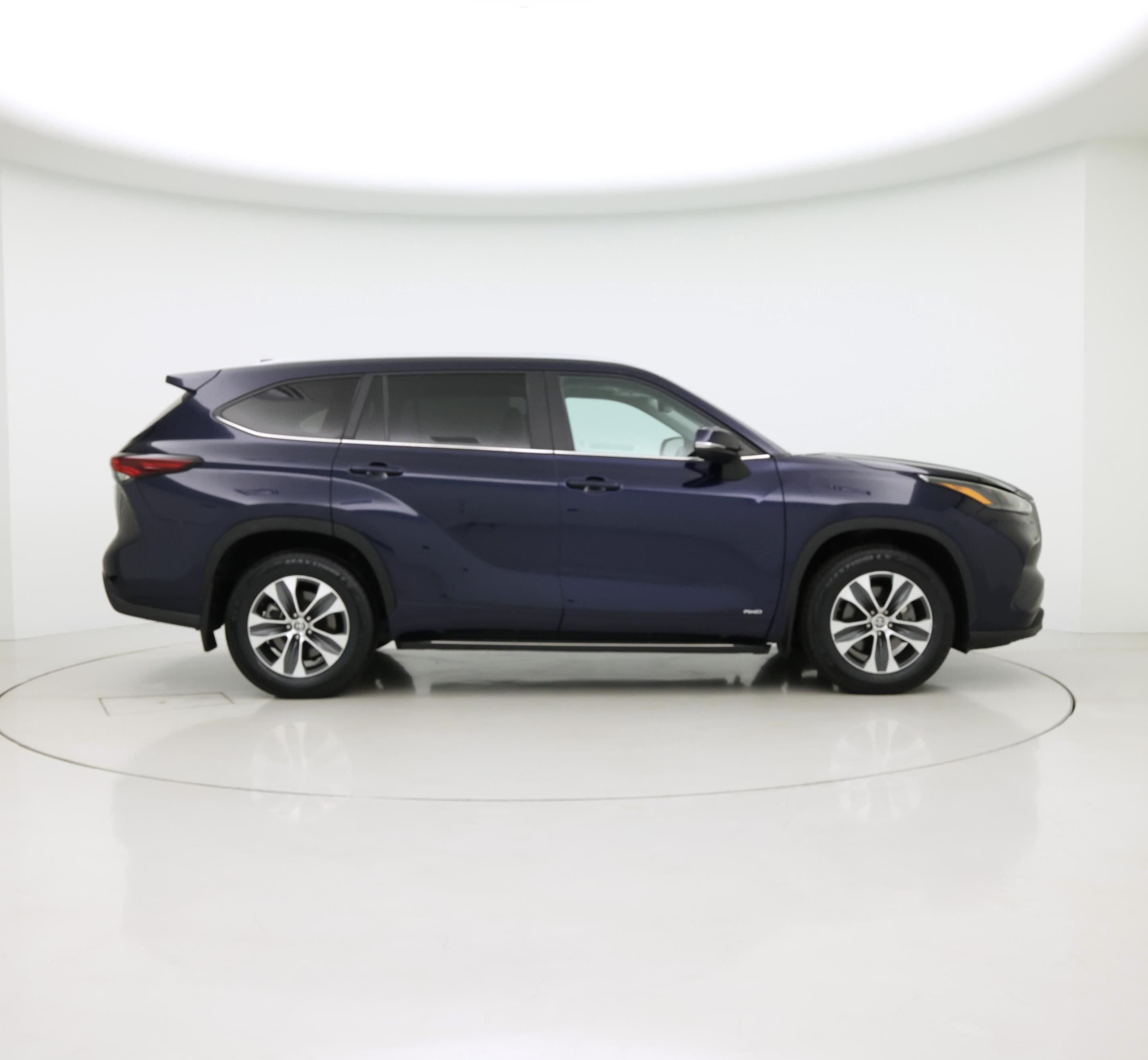 Thumbnail: 2024 Toyota Highlander - 7