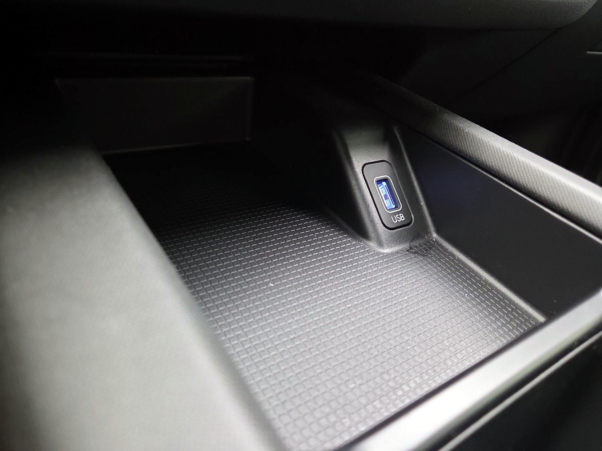 Thumbnail: 2024 Hyundai Ioniq 6 - 19