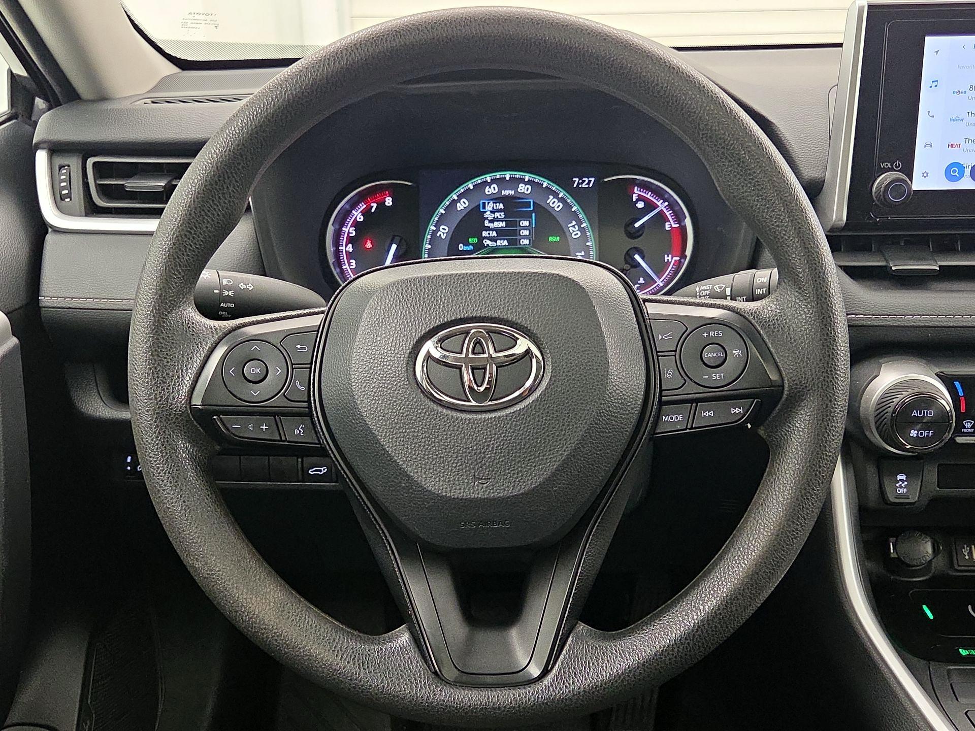 Thumbnail: 2024 Toyota RAV4 - 10