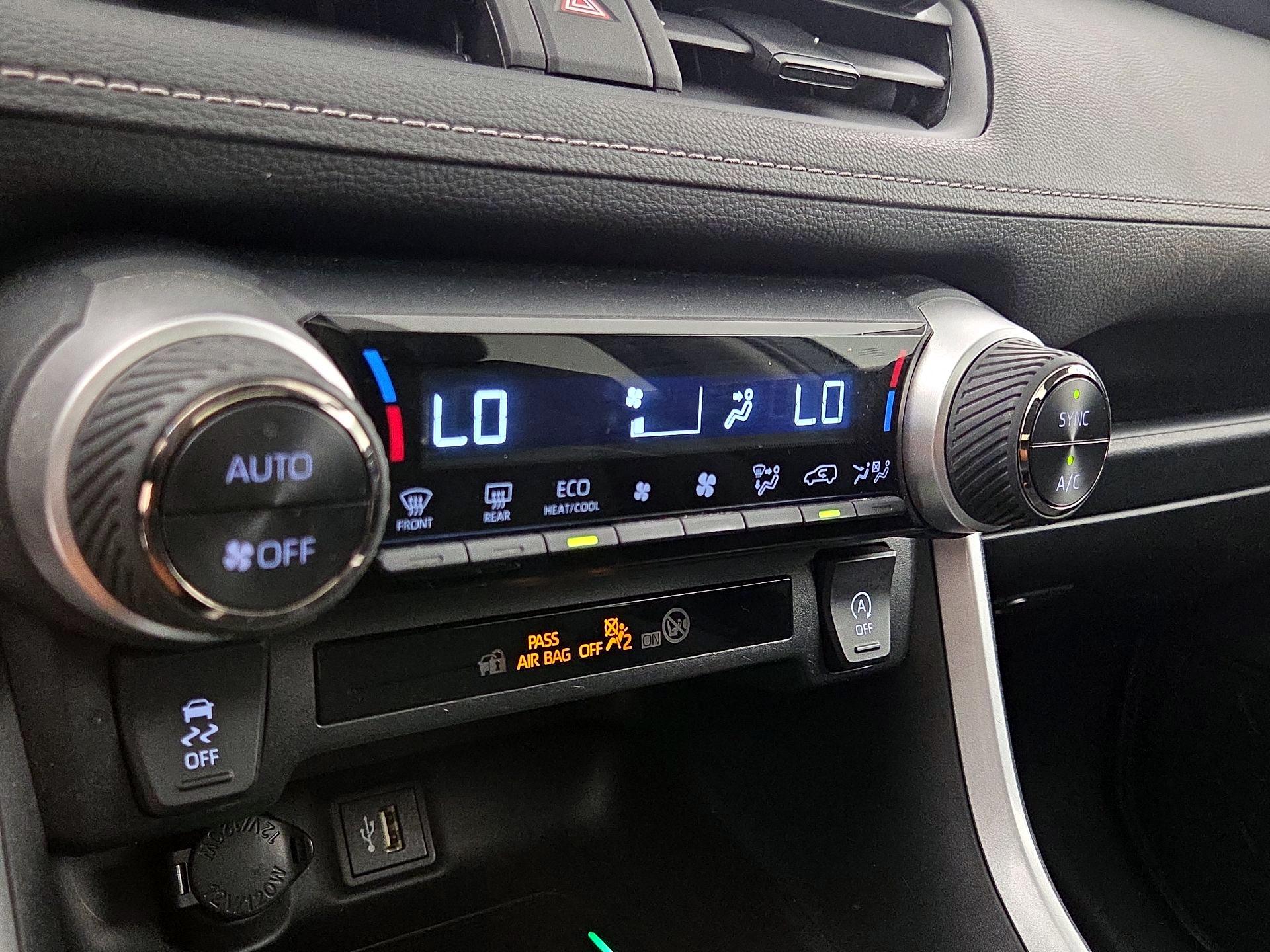 Thumbnail: 2024 Toyota RAV4 - 16