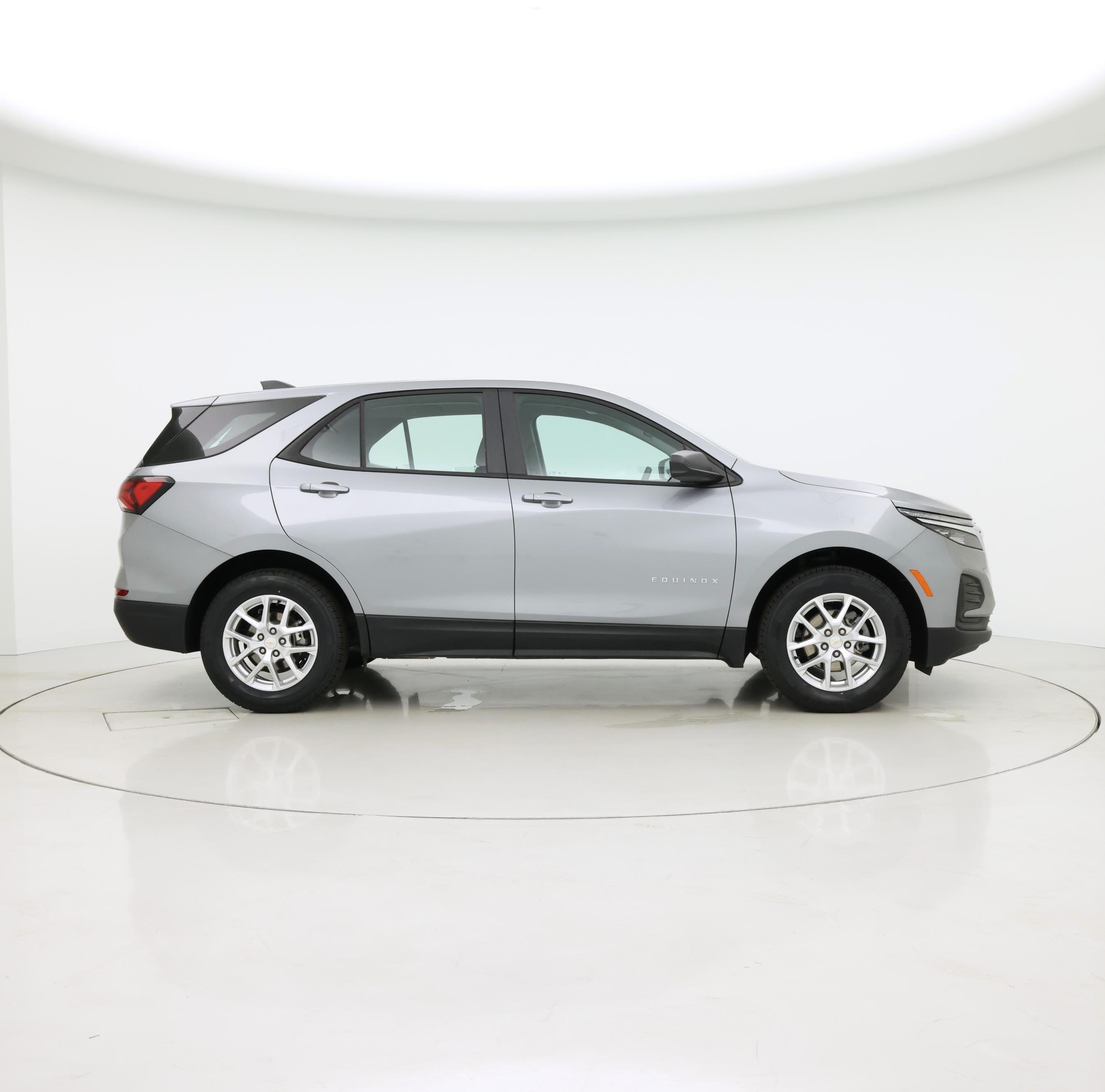 Thumbnail: 2023 Chevrolet Equinox - 7
