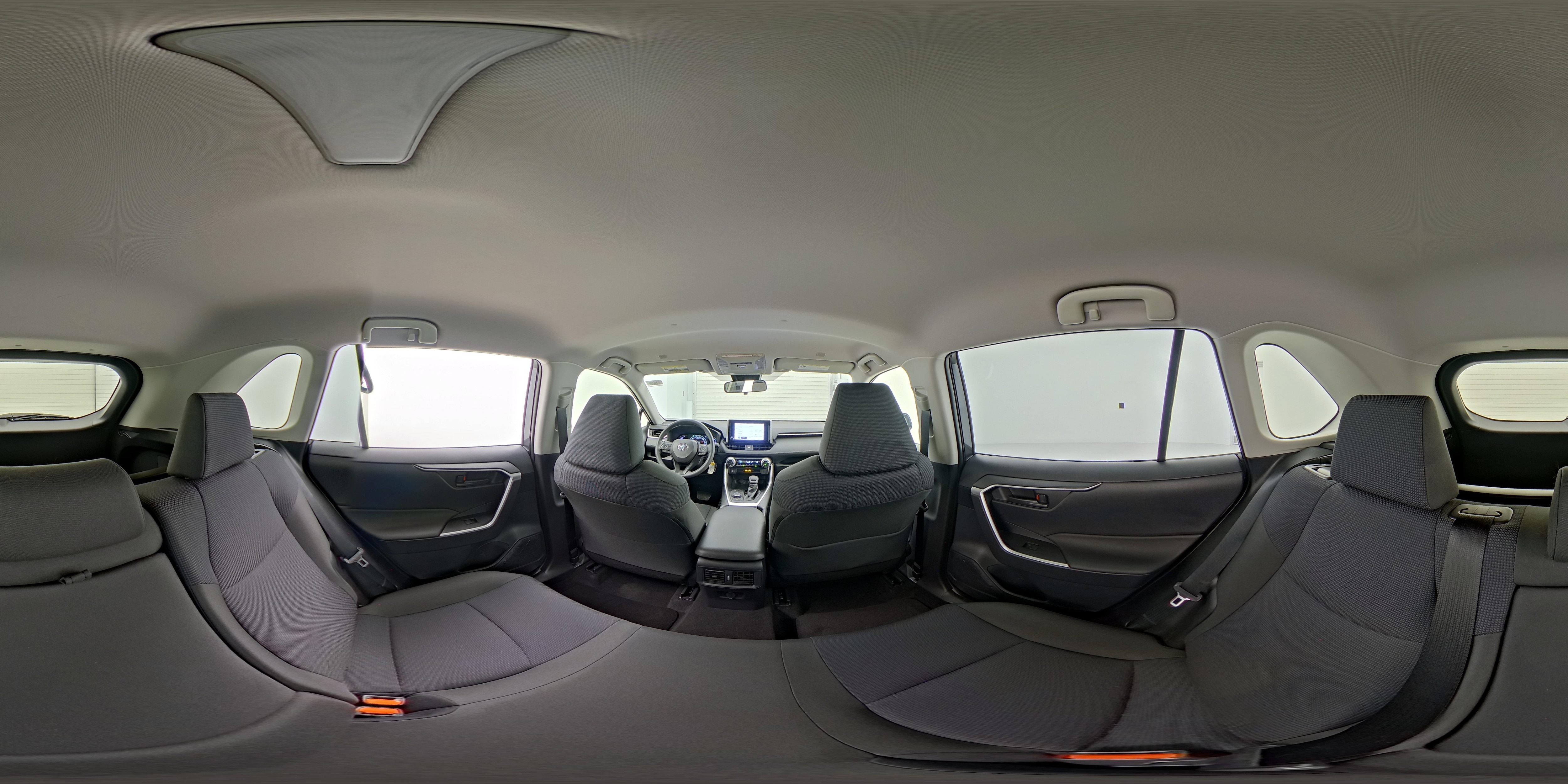 2025 Toyota RAV4 LE - Photo 26