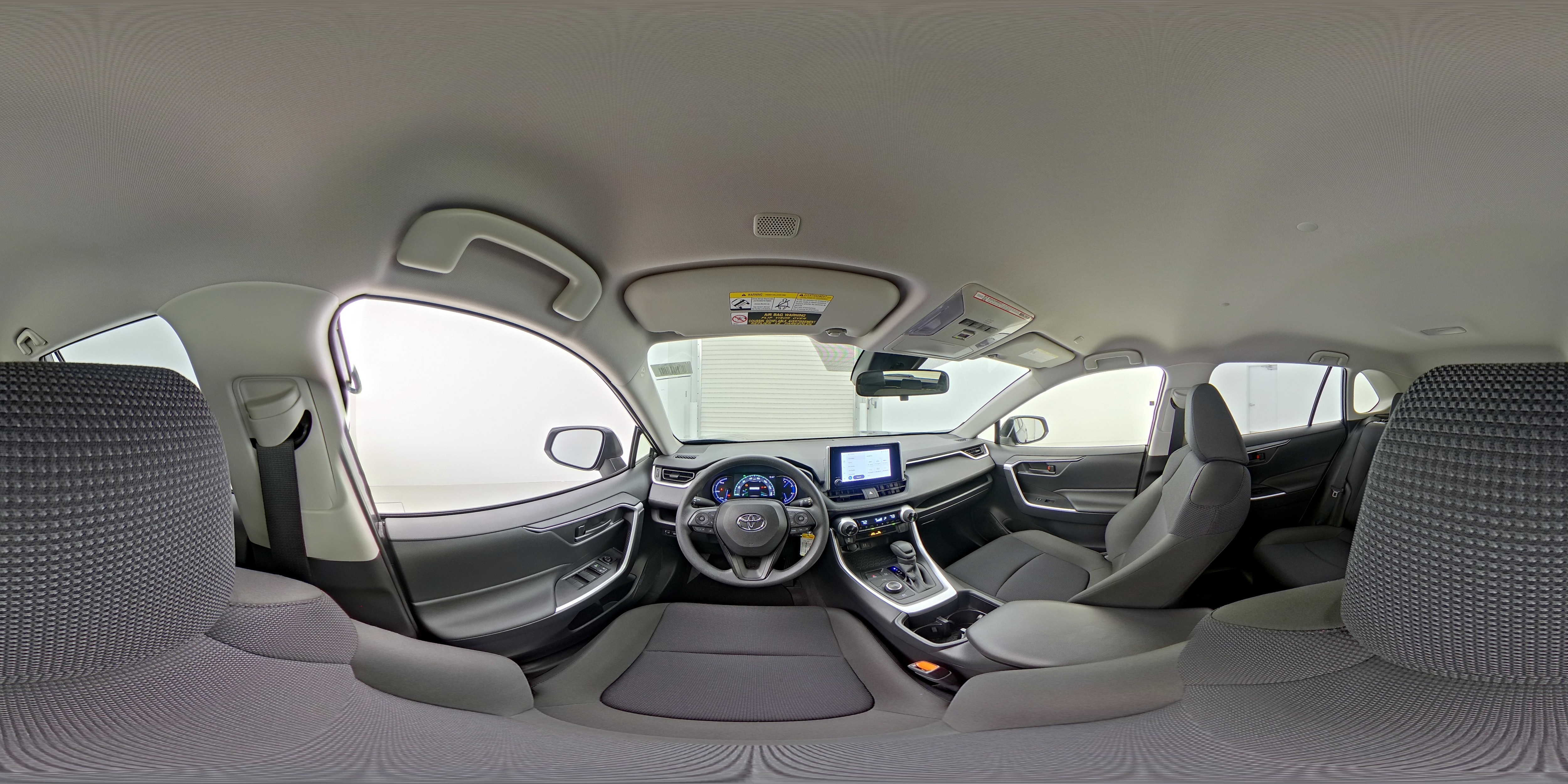 2025 Toyota RAV4 LE - Photo 27