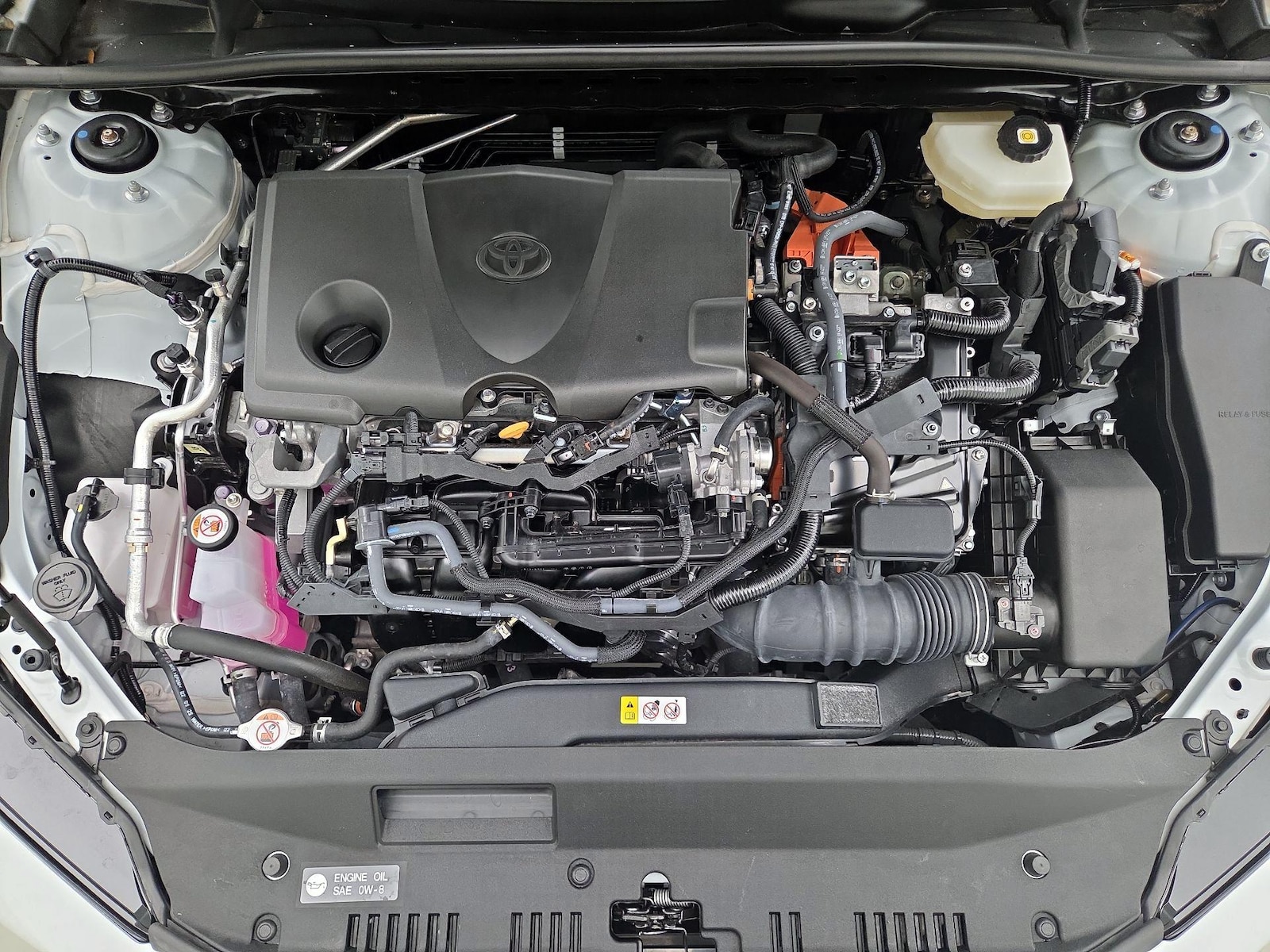 2025 Toyota Camry SE - Photo 22