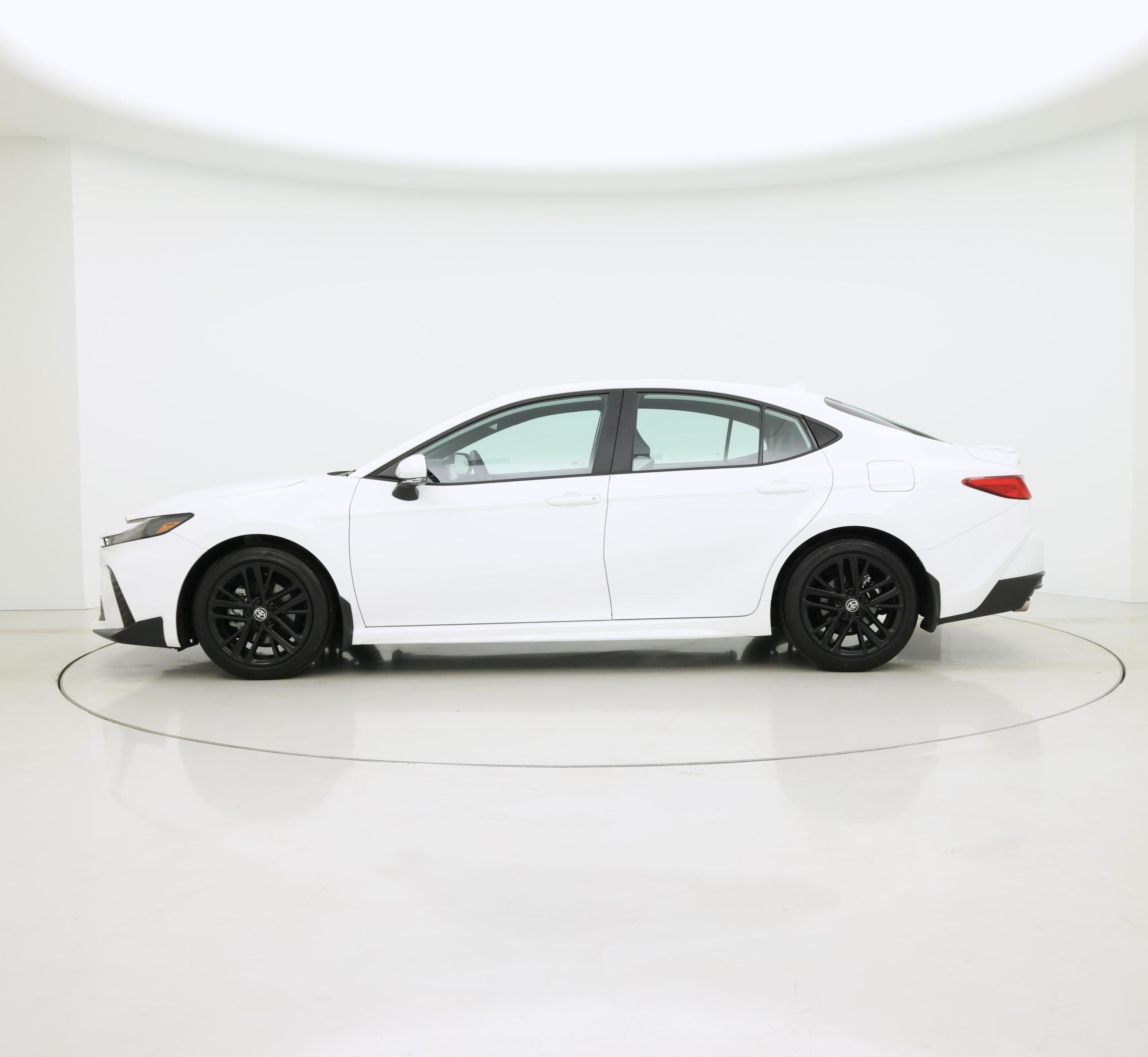 Thumbnail: 2025 Toyota Camry - 3