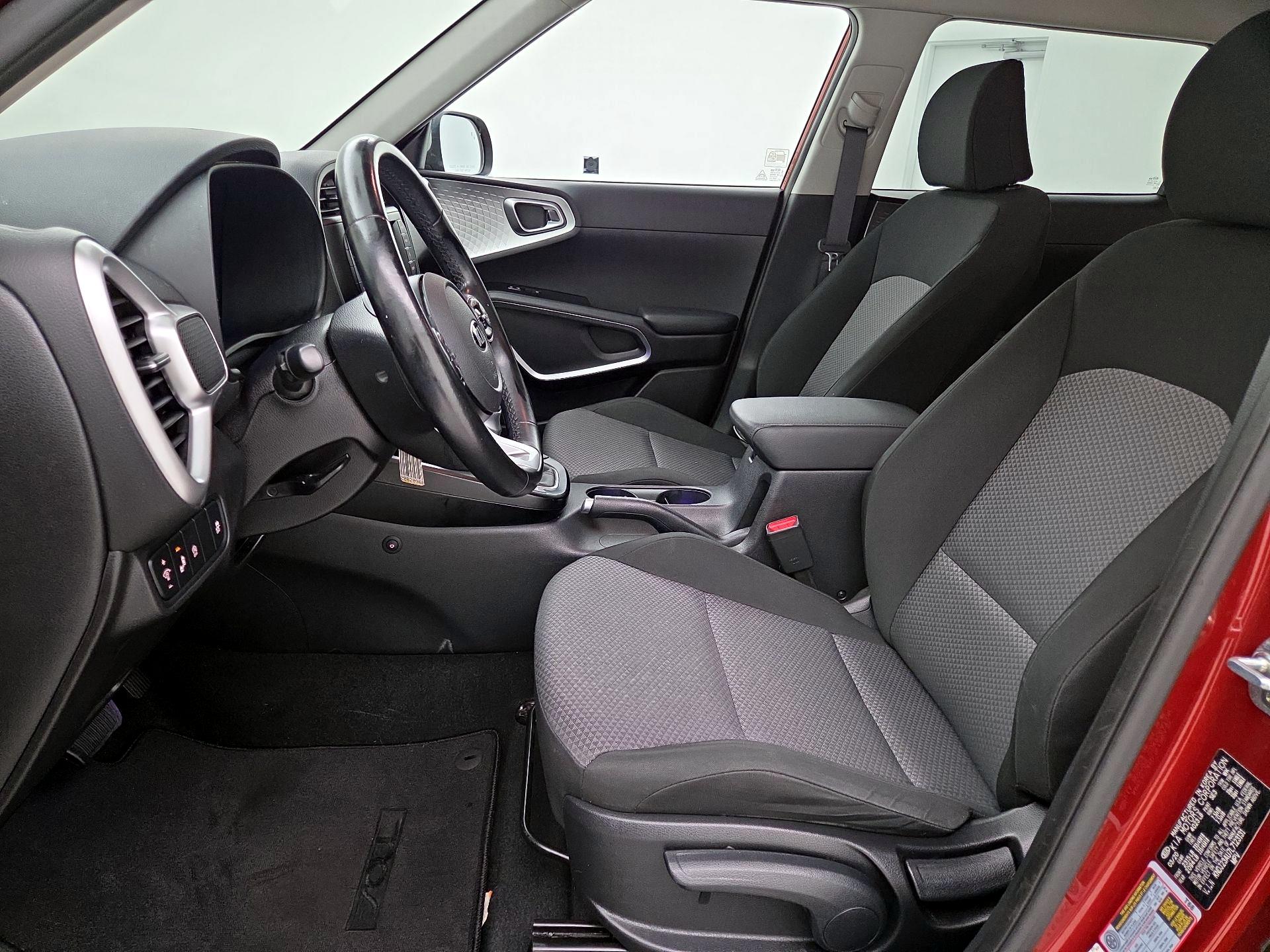 Thumbnail: 2020 Kia Soul - 11