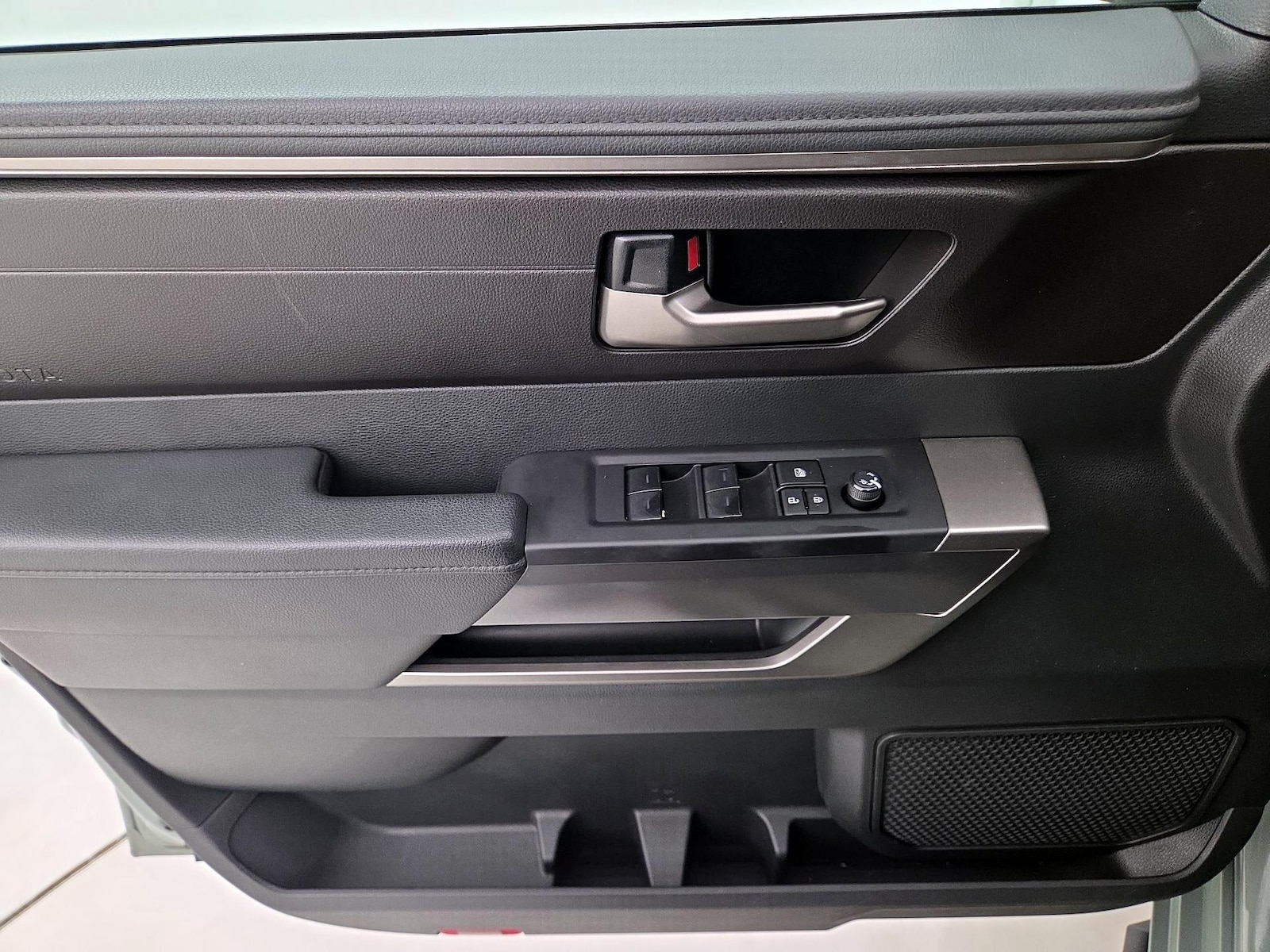 2024 Toyota Tundra SR5 - Photo 13