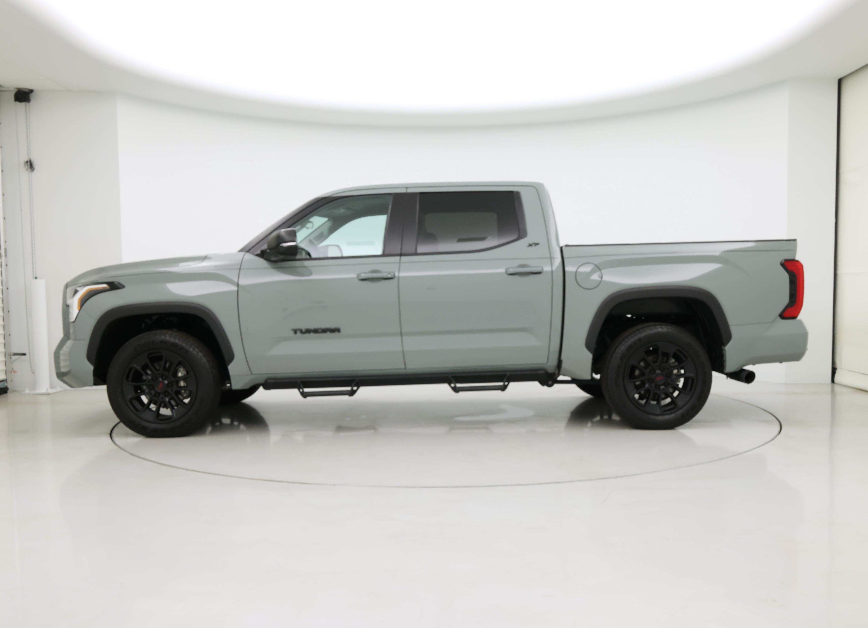 Thumbnail: 2024 Toyota Tundra - 3