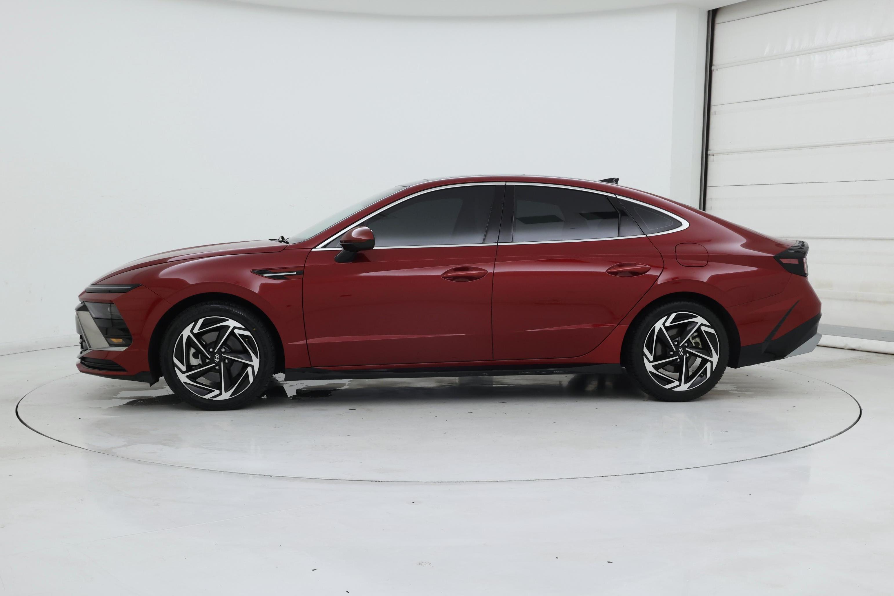 Thumbnail: 2024 Hyundai Sonata - 3