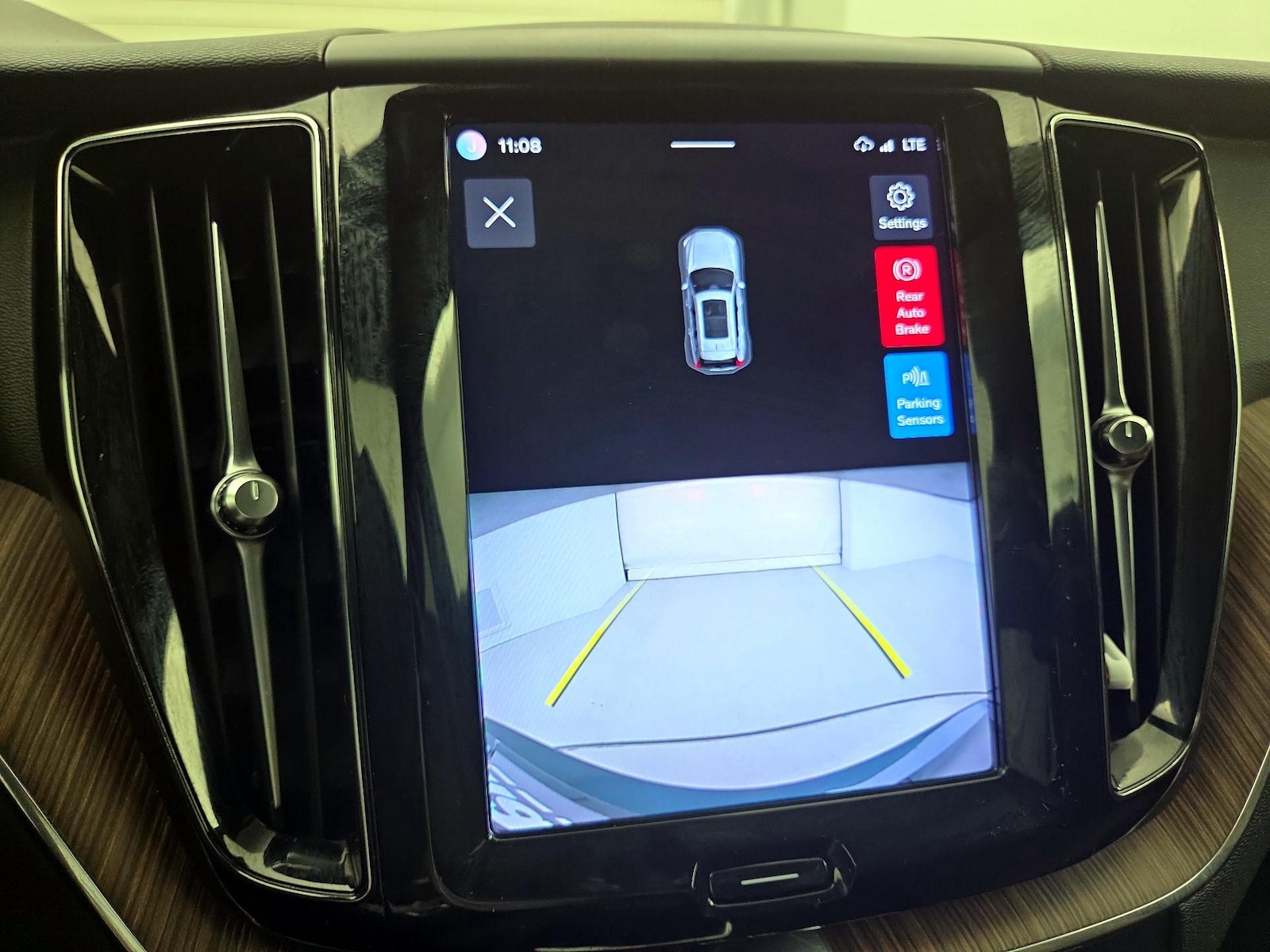 2022 Volvo XC60 Momentum - Photo 15