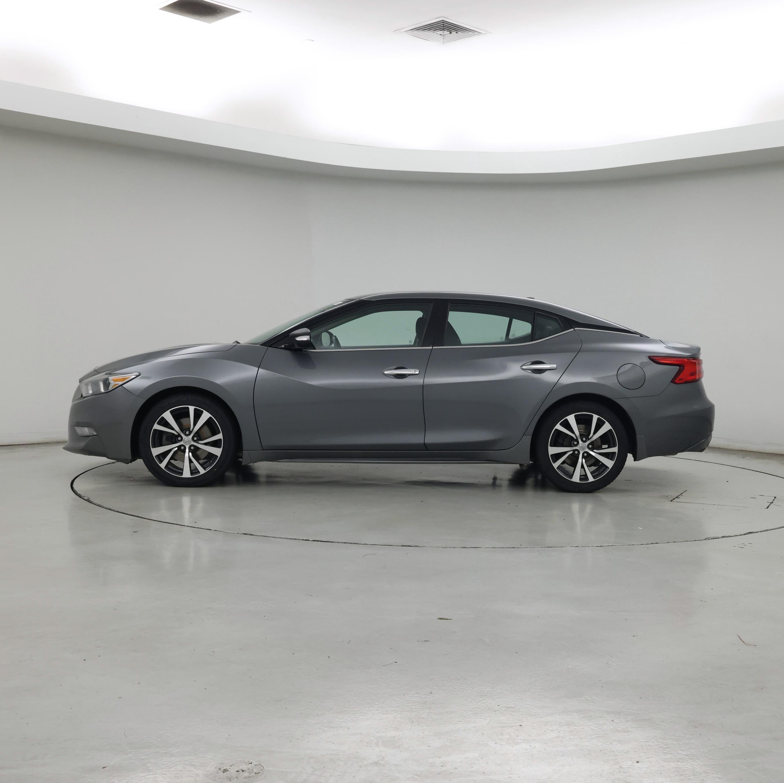 Thumbnail: 2017 Nissan Maxima - 3