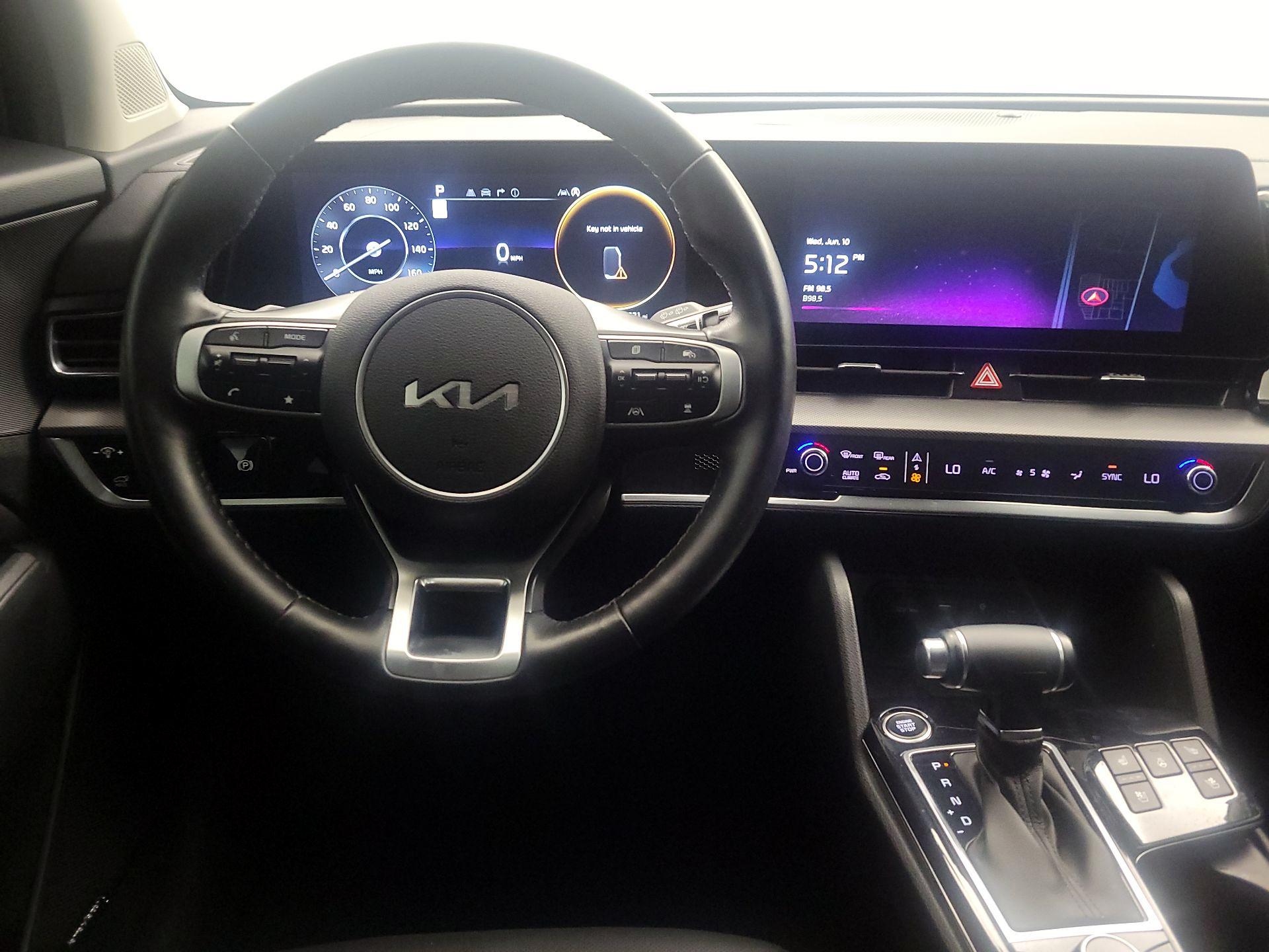 Thumbnail: 2023 Kia Sportage - 10