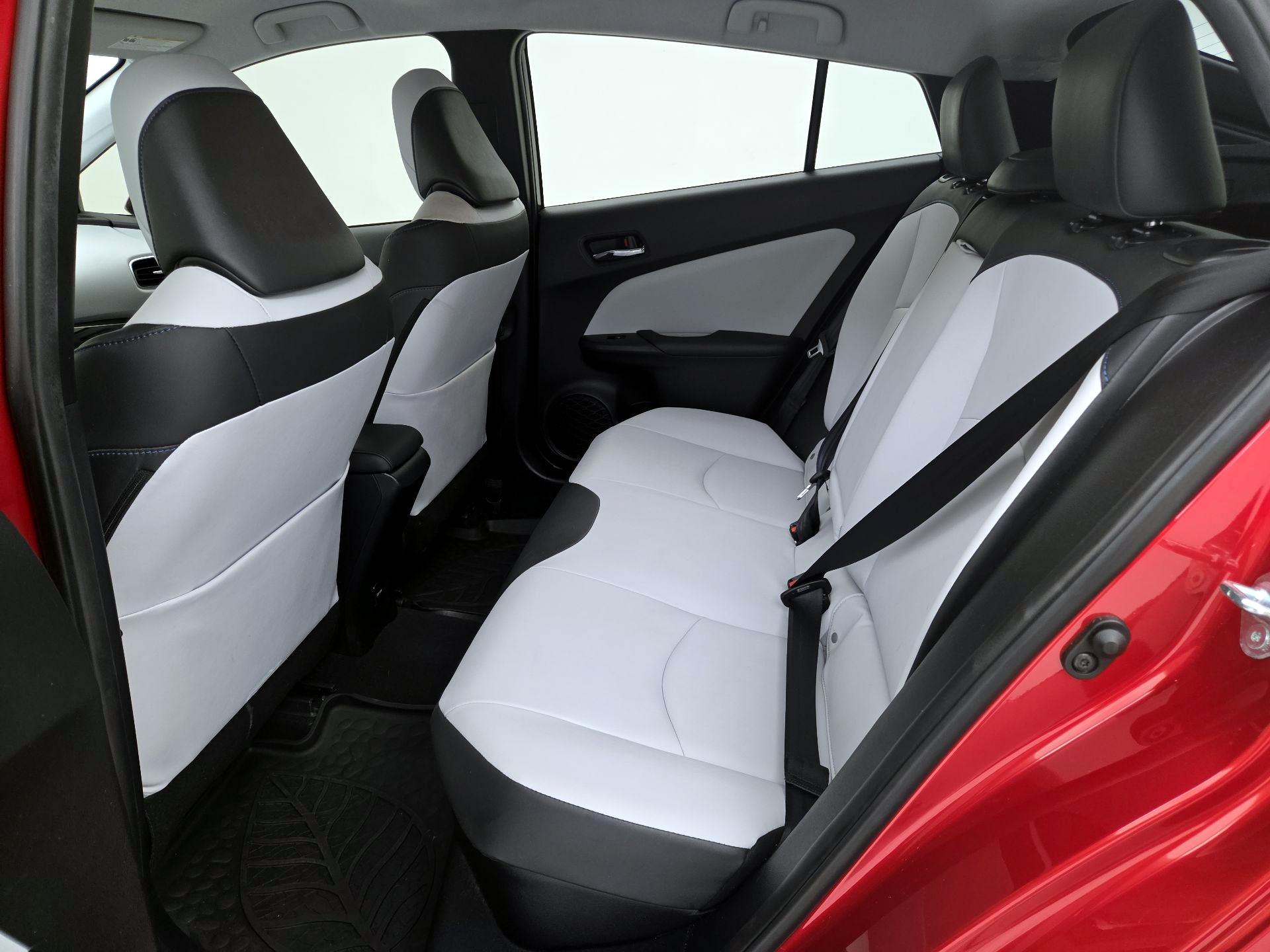 Thumbnail: 2017 Toyota Prius - 20