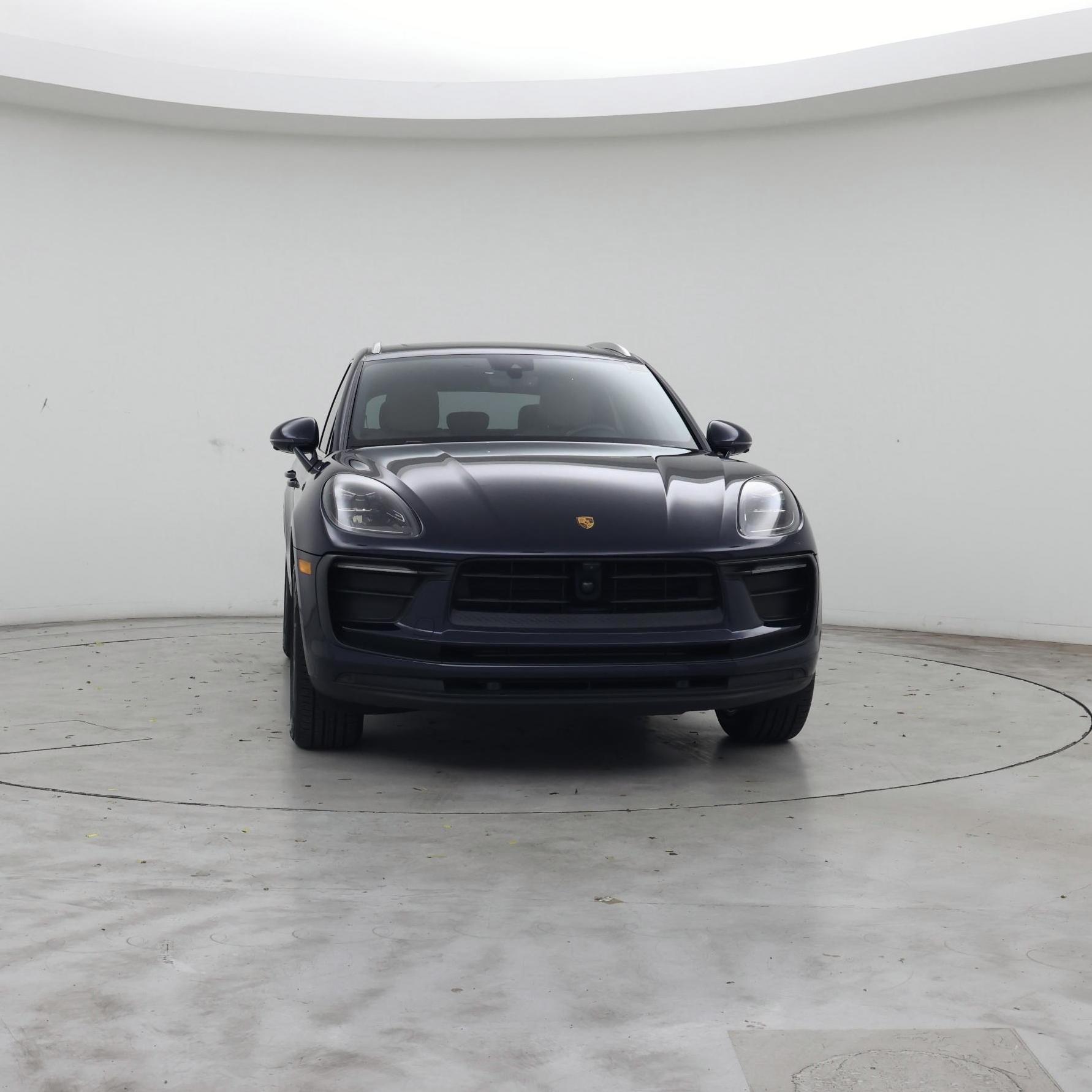 Thumbnail: 2023 Porsche Macan - 5
