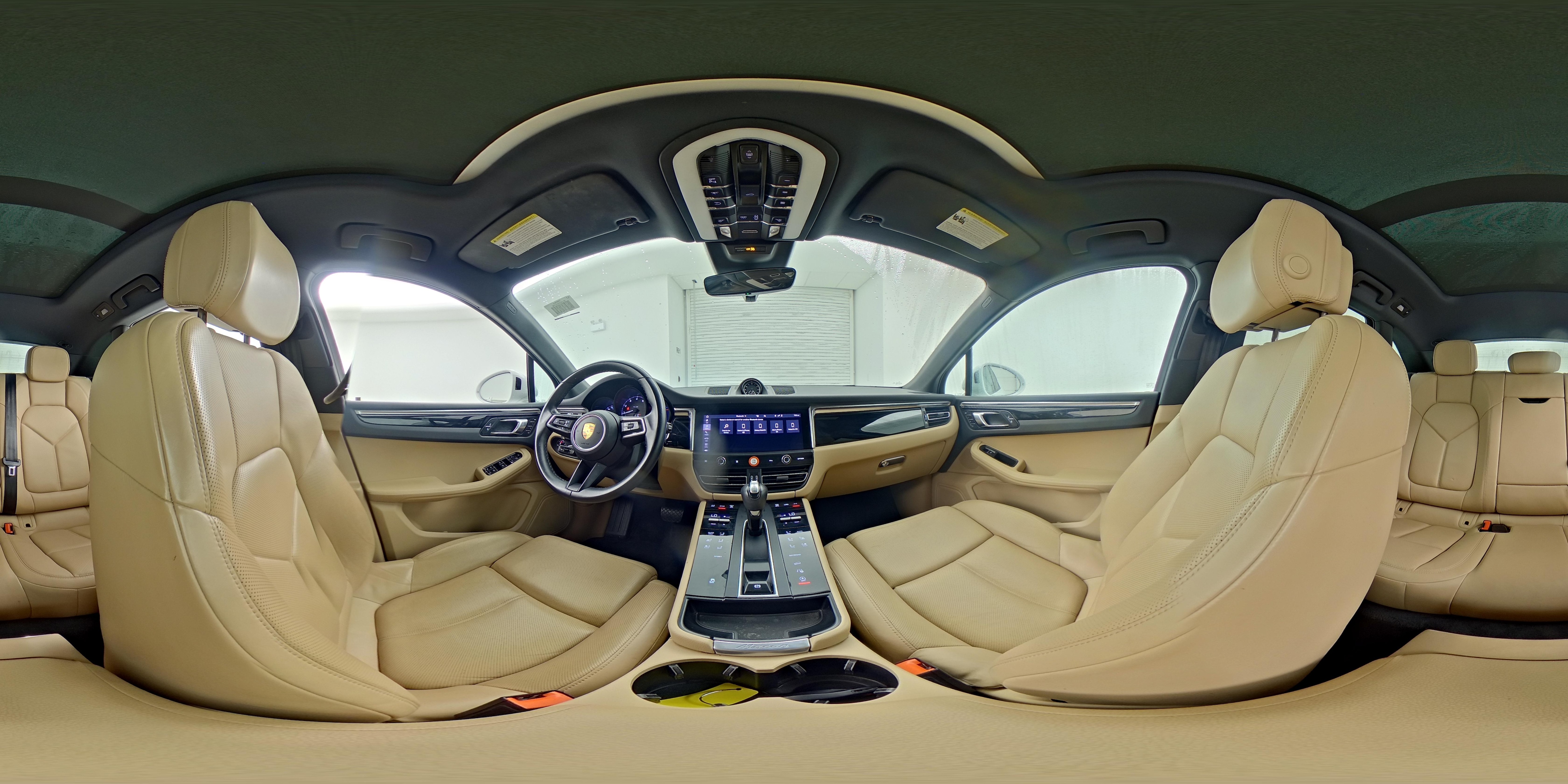 2023 Porsche Macan T - Photo 25