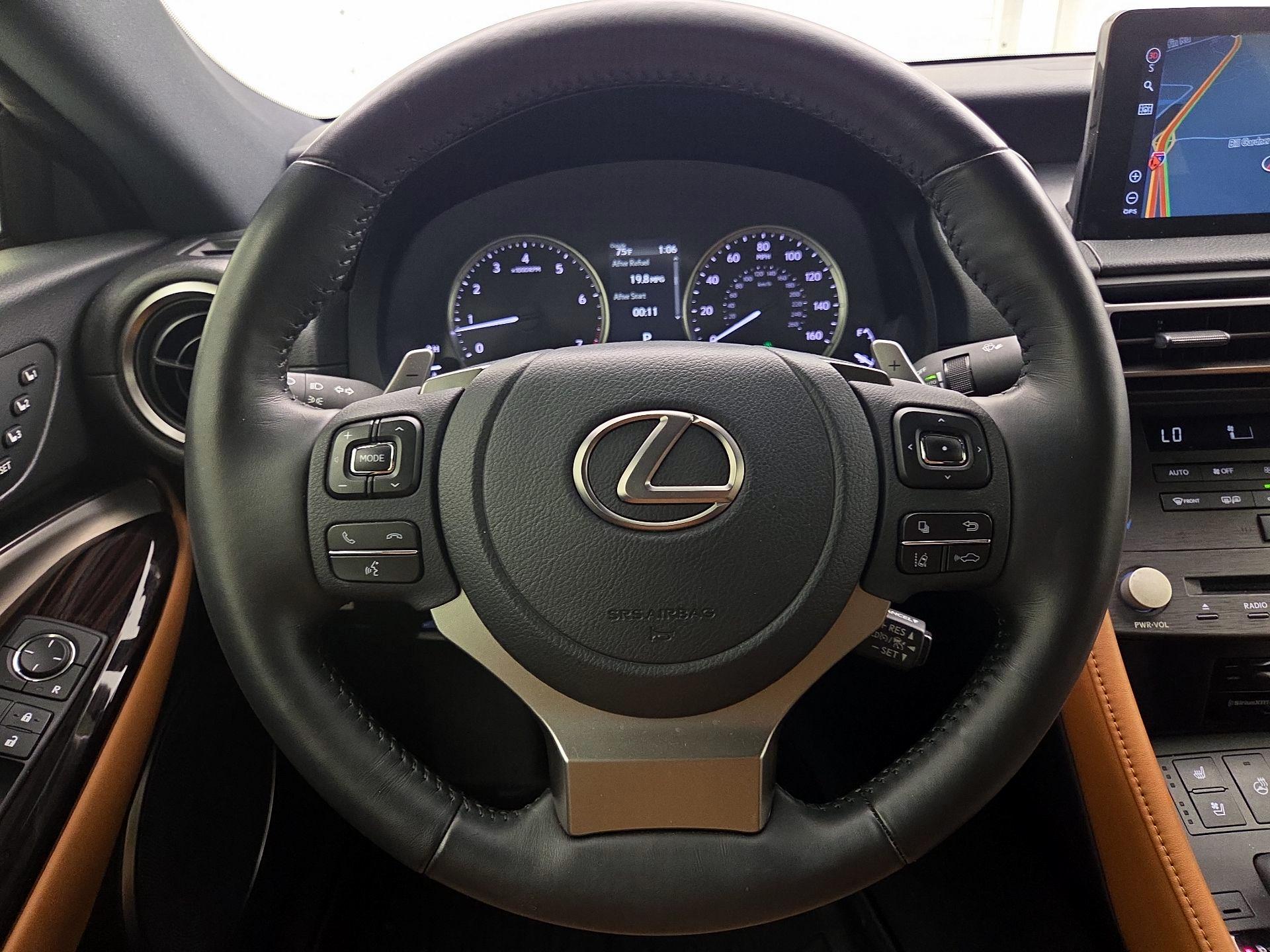 Thumbnail: 2023 Lexus RC - 10