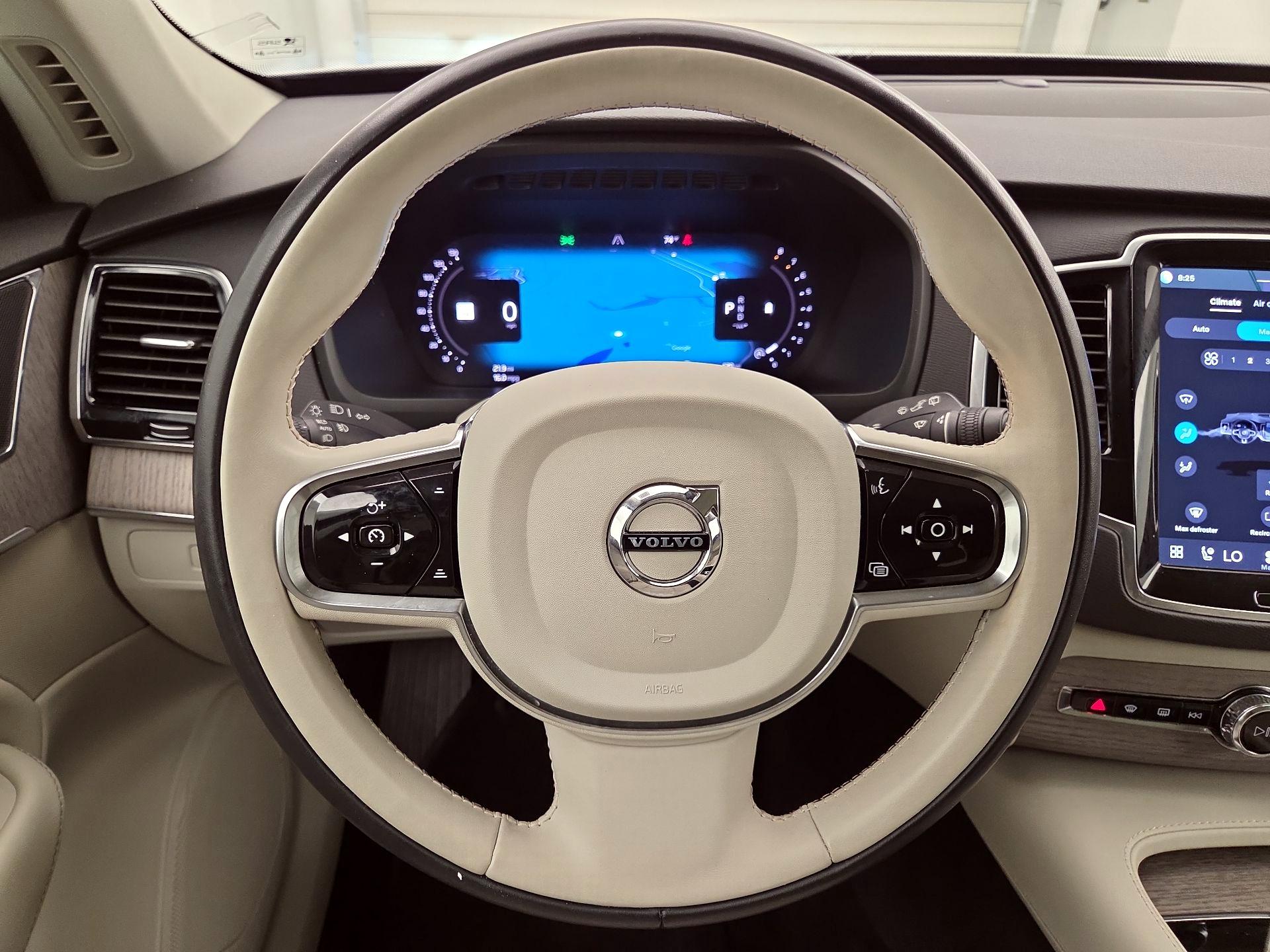 Thumbnail: 2023 Volvo XC90 - 10