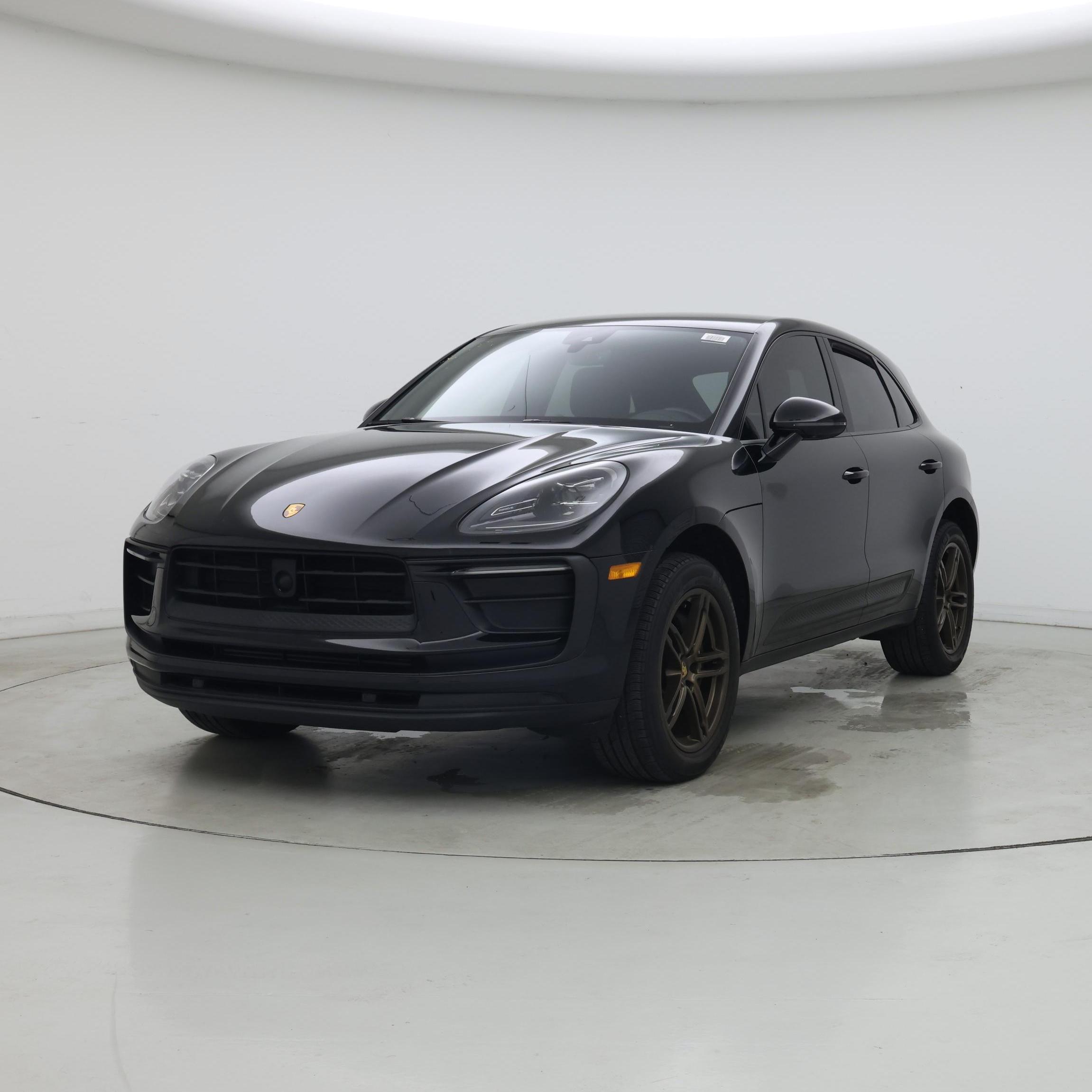 Thumbnail: 2023 Porsche Macan - 4
