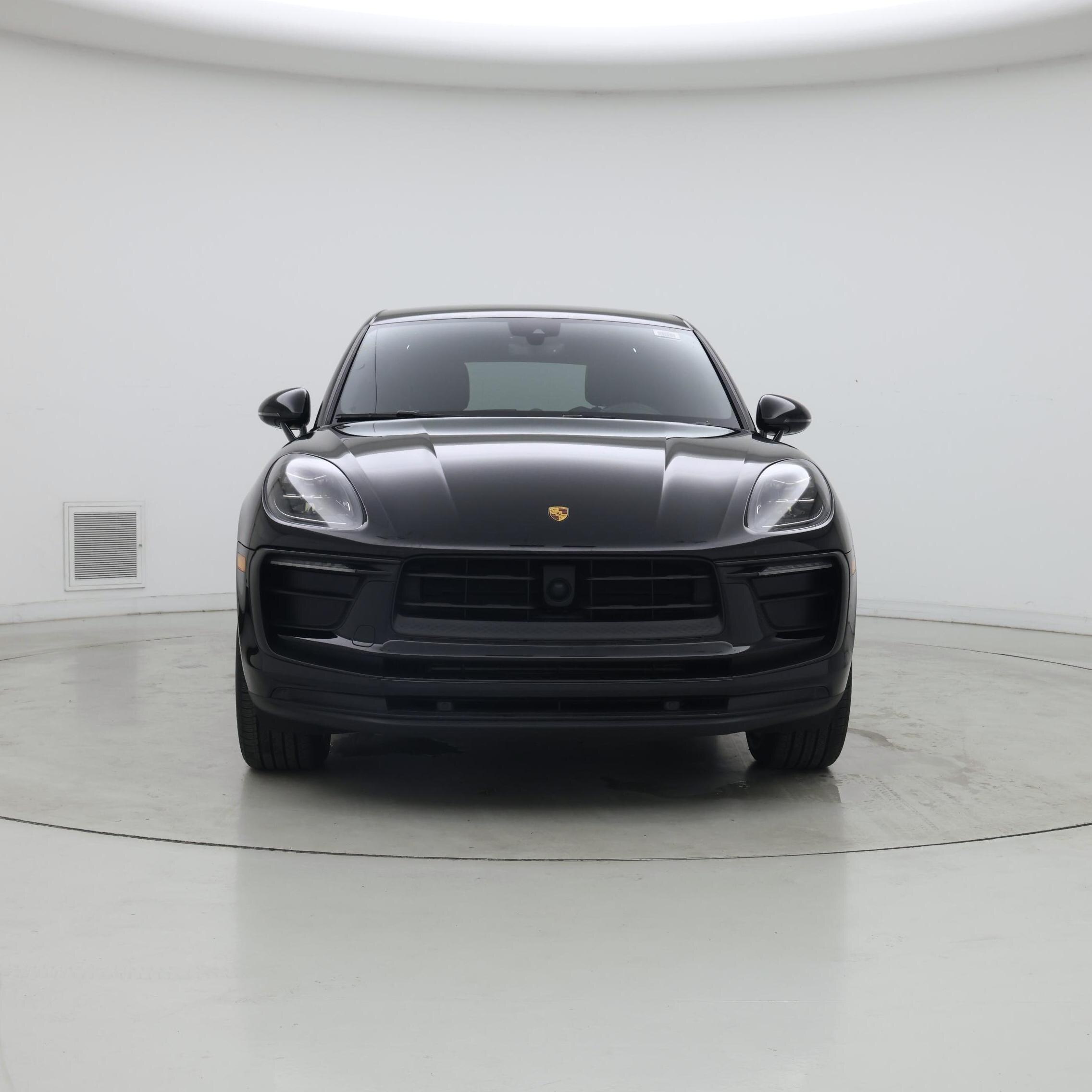 Thumbnail: 2023 Porsche Macan - 5