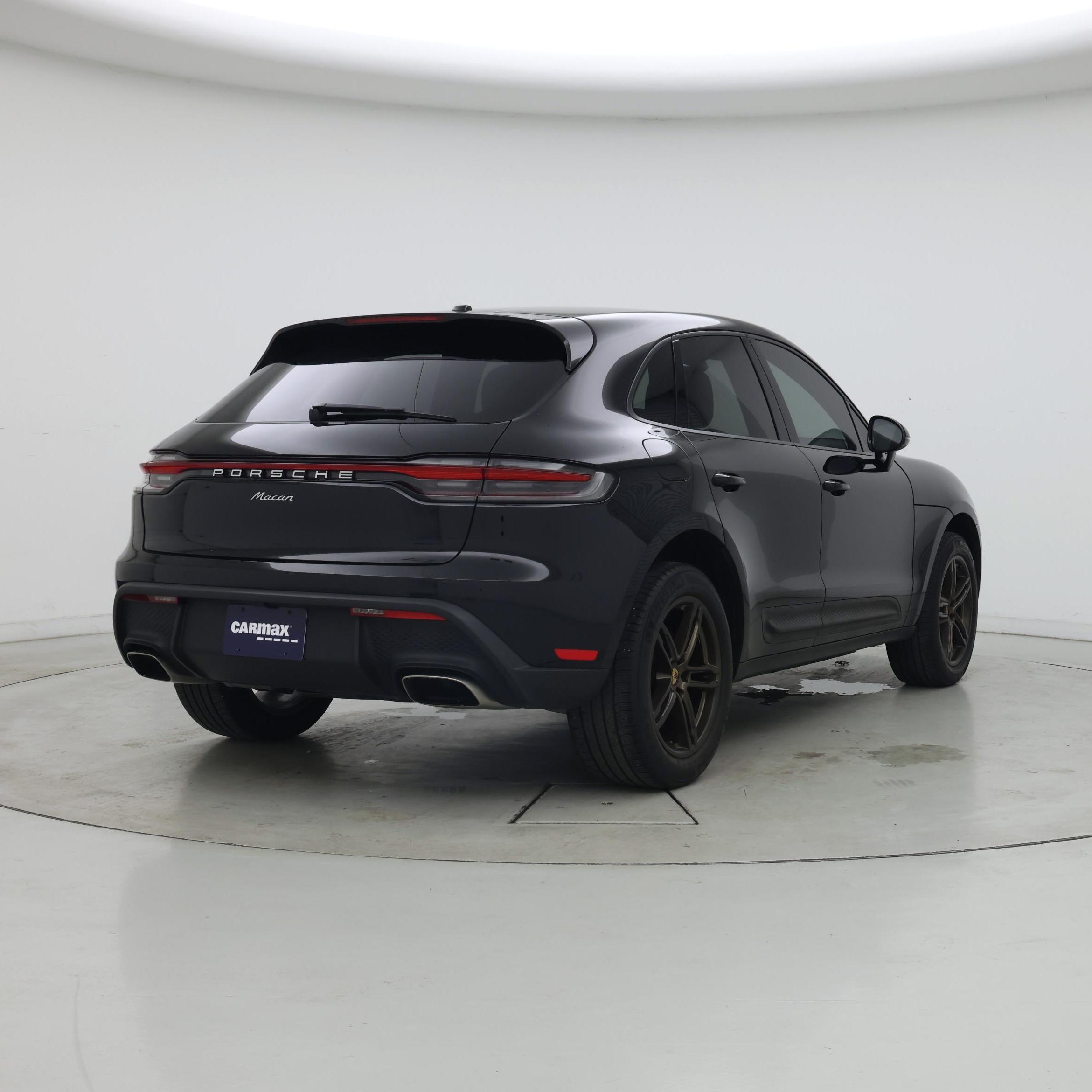 Thumbnail: 2023 Porsche Macan - 8