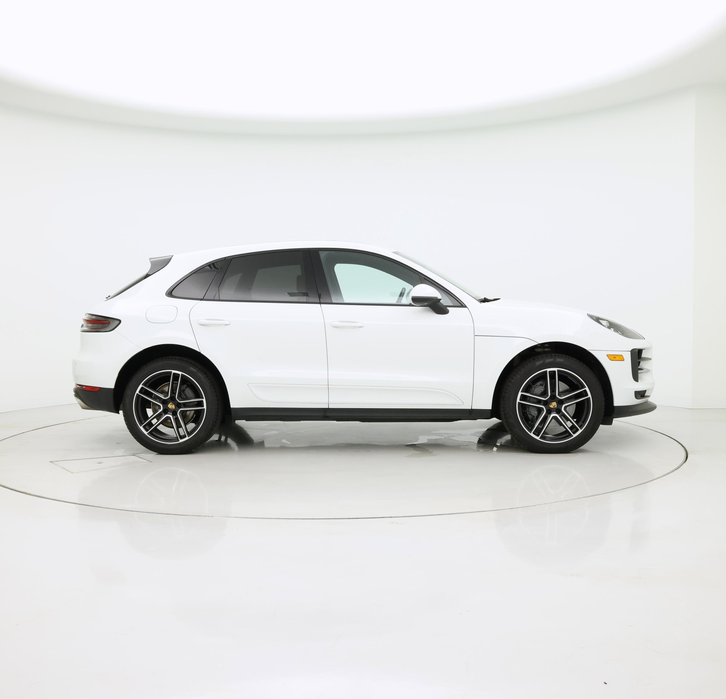 Thumbnail: 2020 Porsche Macan - 7