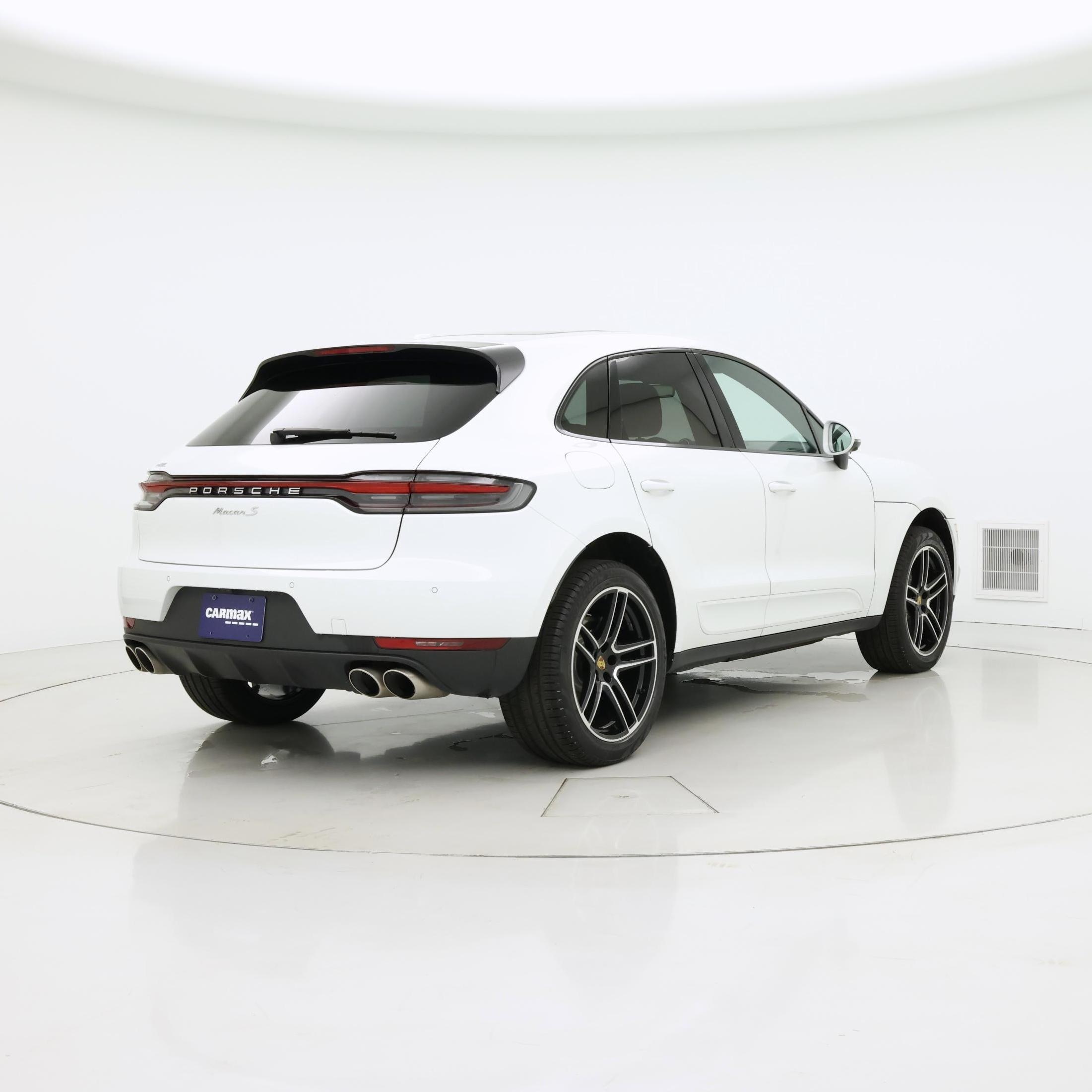 Thumbnail: 2020 Porsche Macan - 8