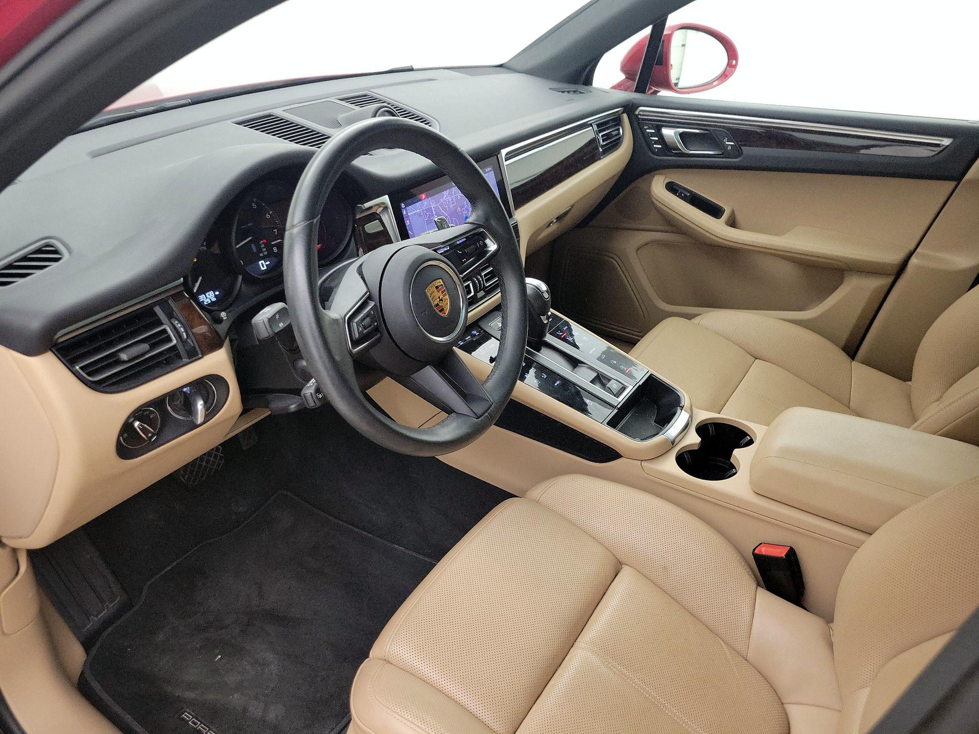 Thumbnail: 2023 Porsche Macan - 11