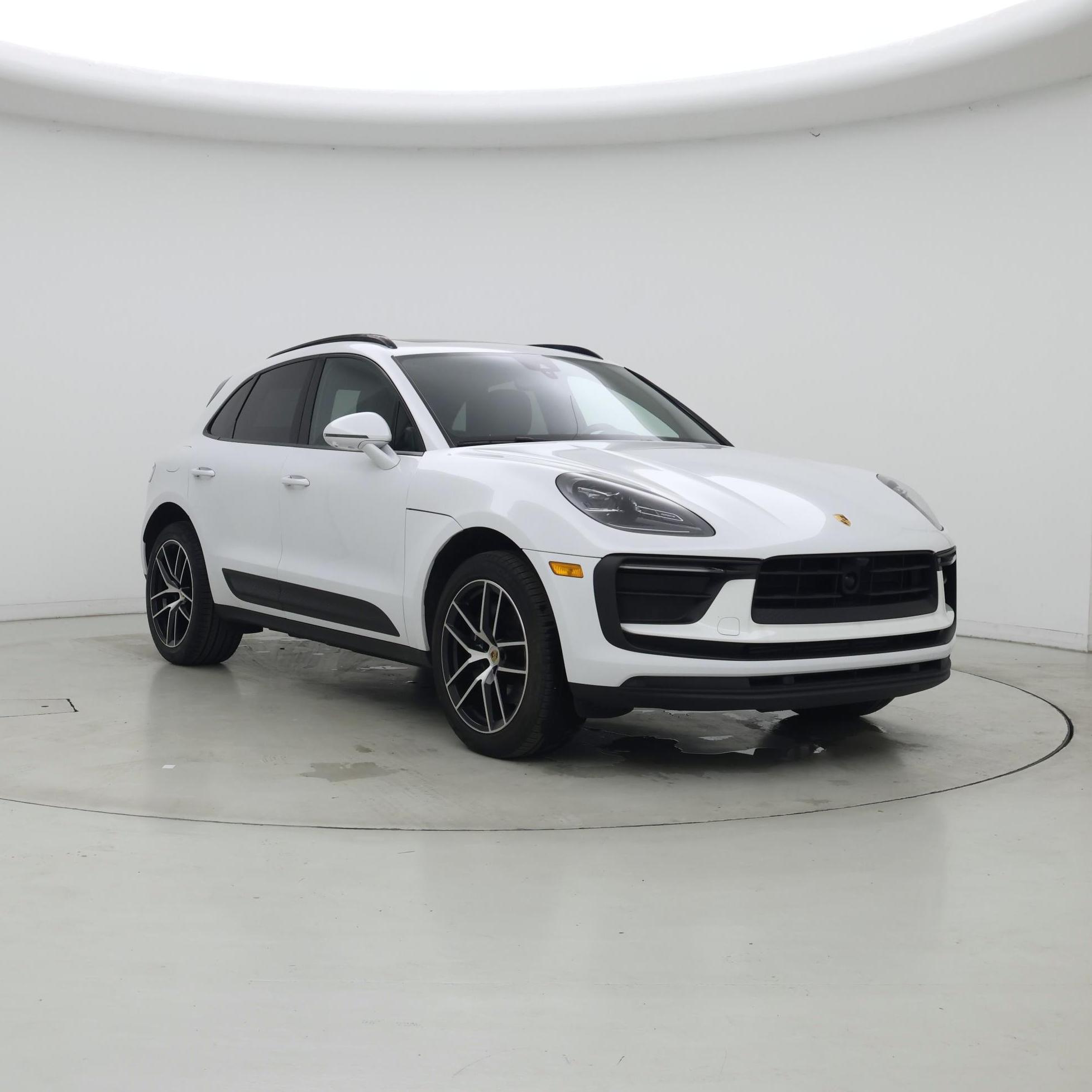 White 2022 Porsche Macan SUV / Crossover All-Wheel Drive Automatic