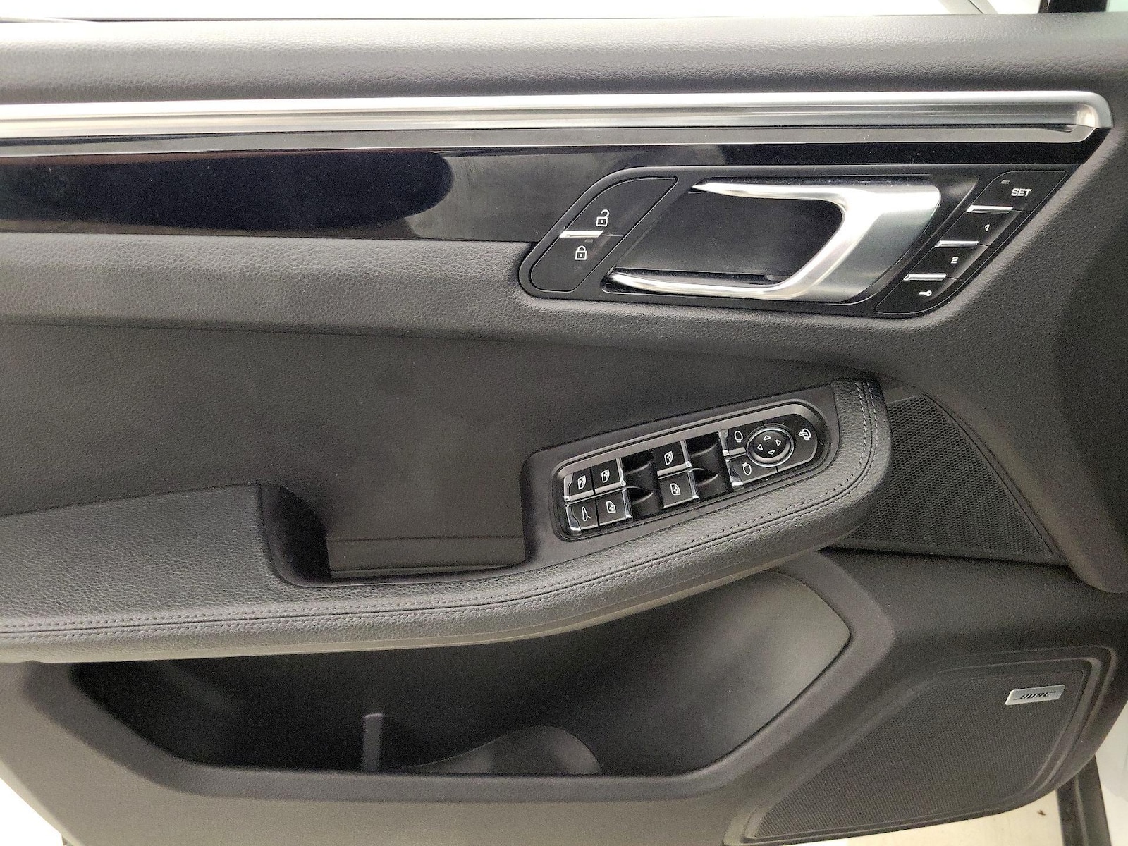 2022 Porsche Macan Base - Photo 13