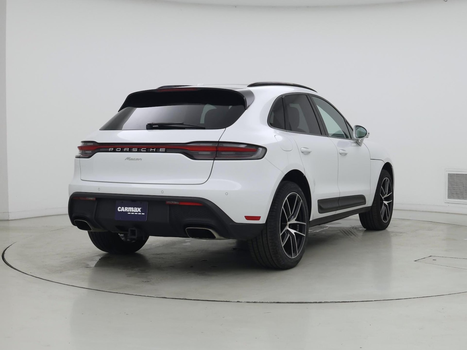 2022 Porsche Macan Base - Photo 9