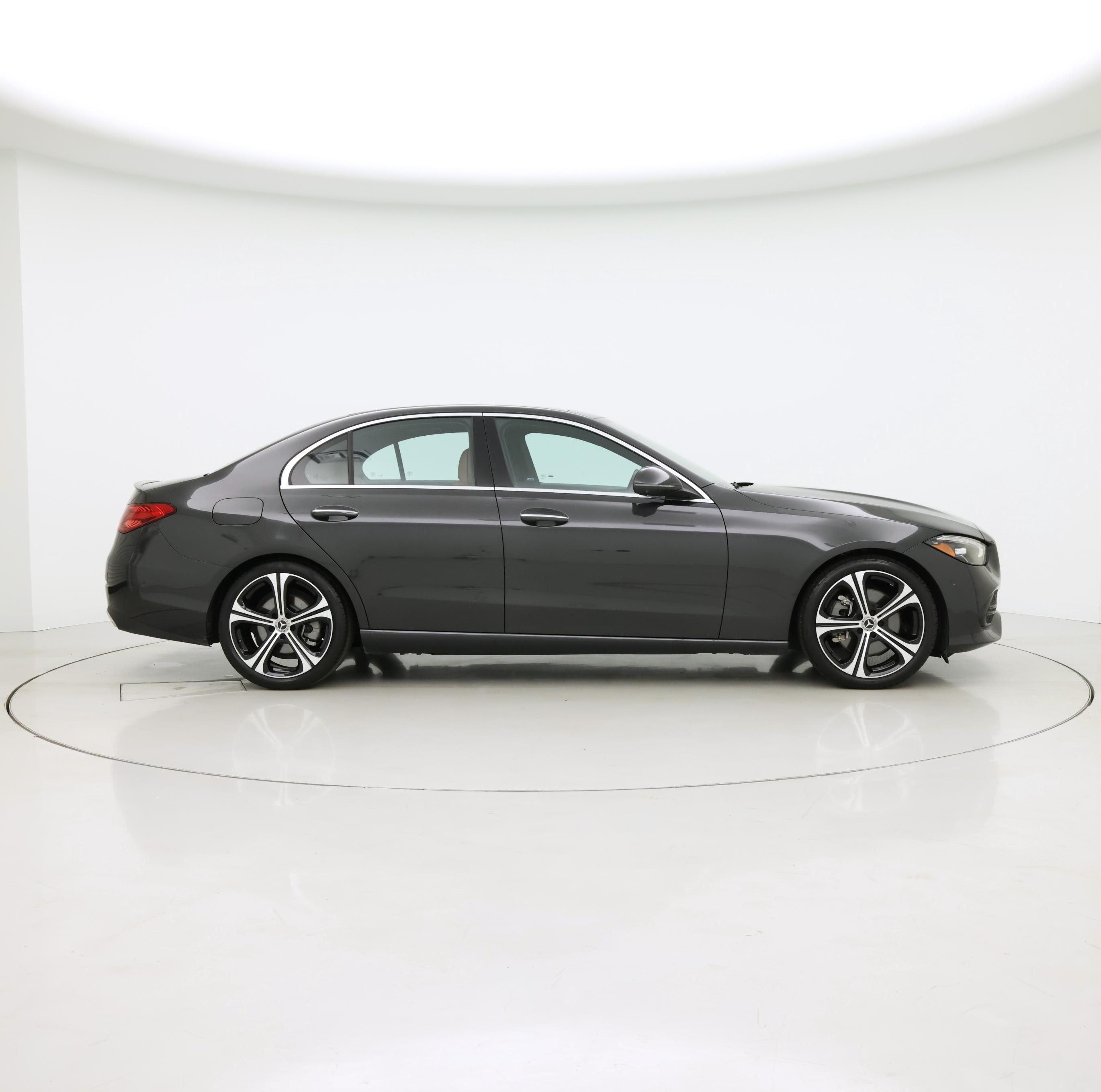 Thumbnail: 2022 Mercedes-Benz C-Class - 7