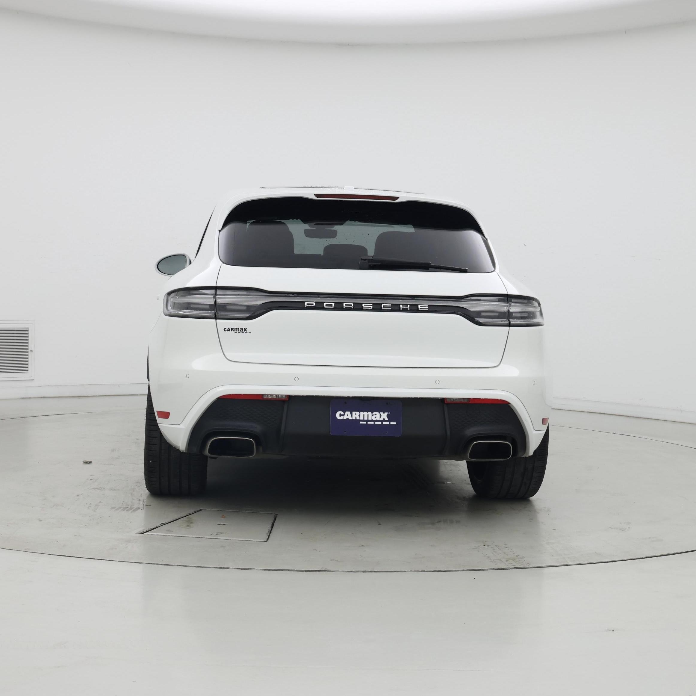 Thumbnail: 2023 Porsche Macan - 6