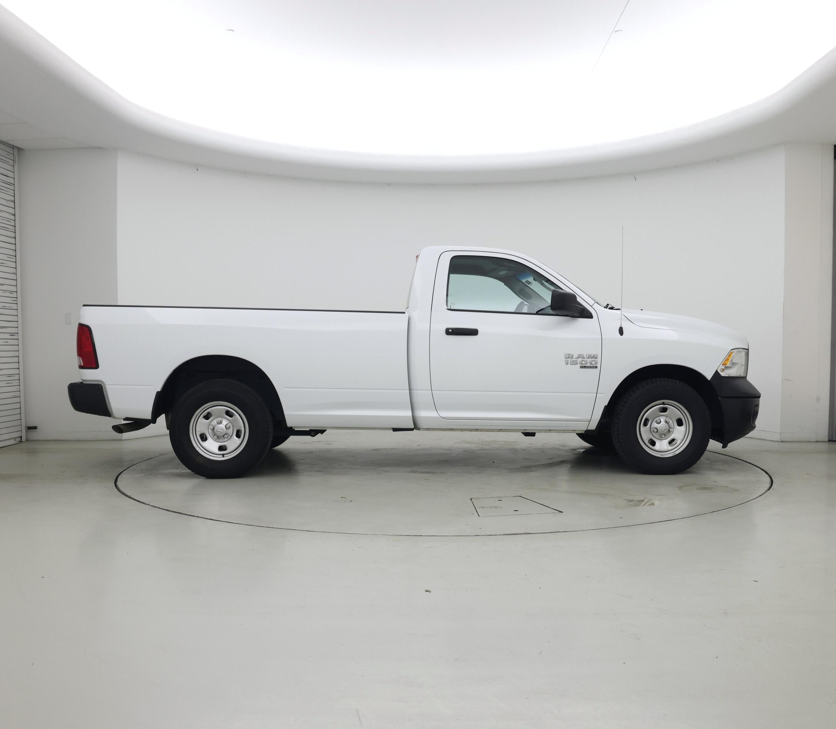 Thumbnail: 2023 RAM 1500 Classic - 7