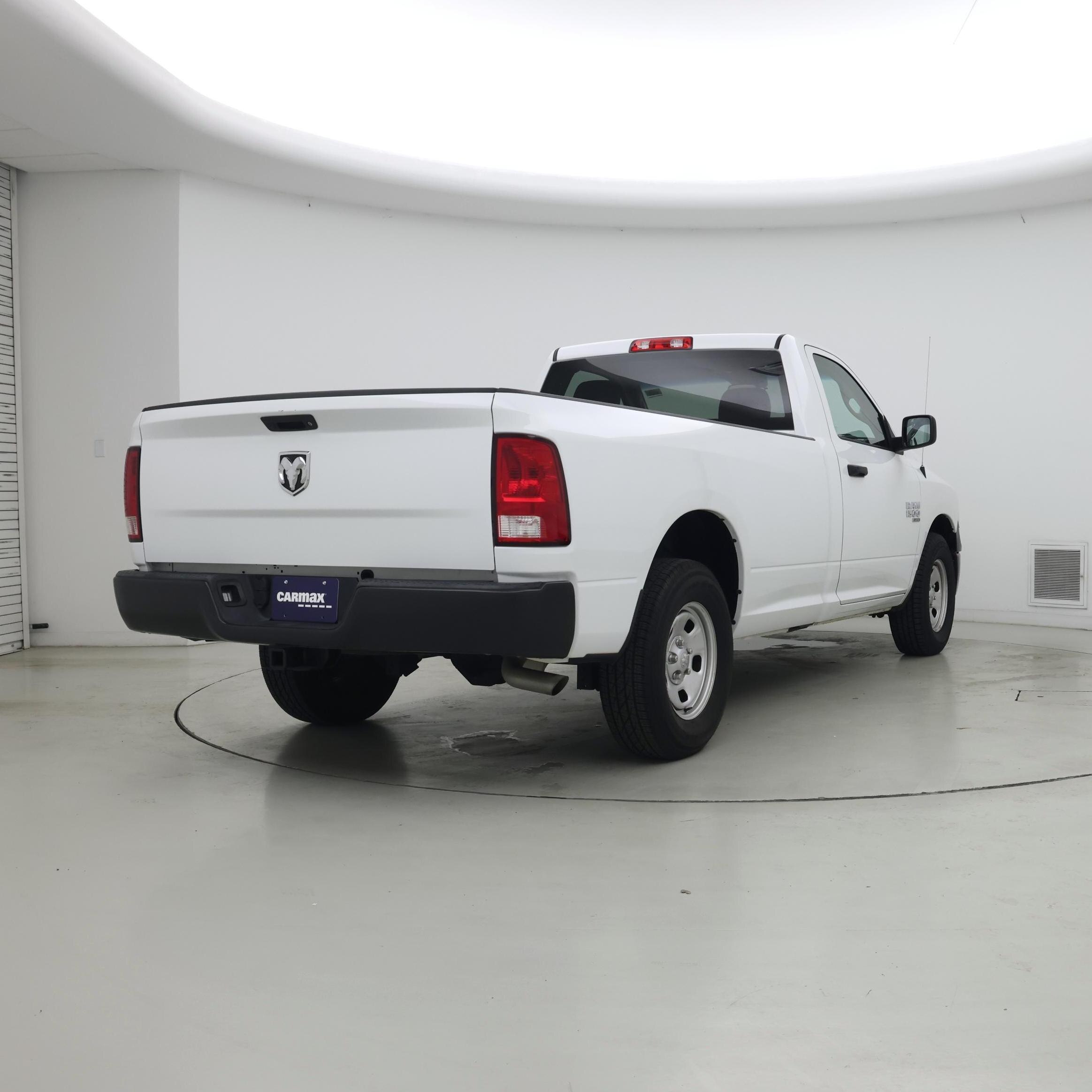 Thumbnail: 2023 RAM 1500 Classic - 8