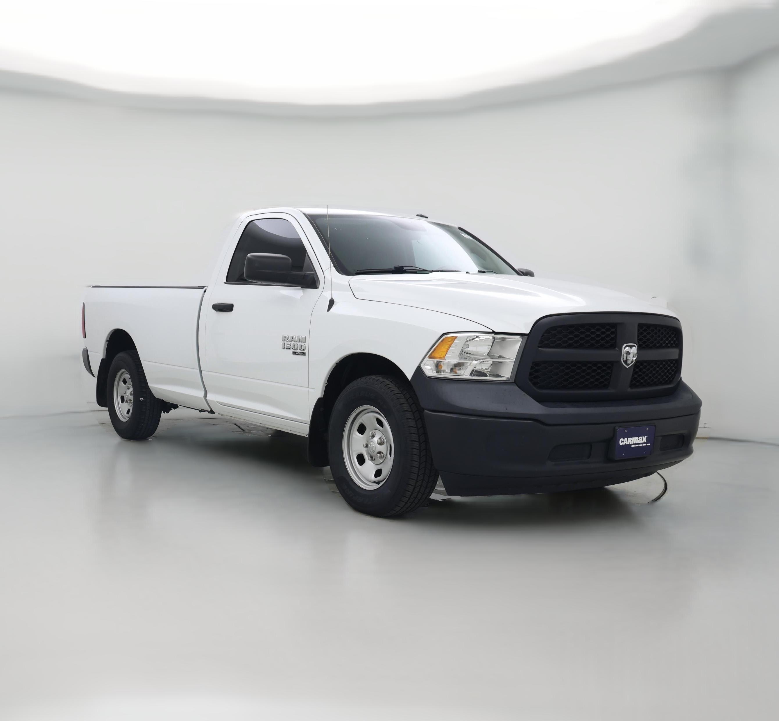 Thumbnail: 2023 RAM 1500 Classic - 1