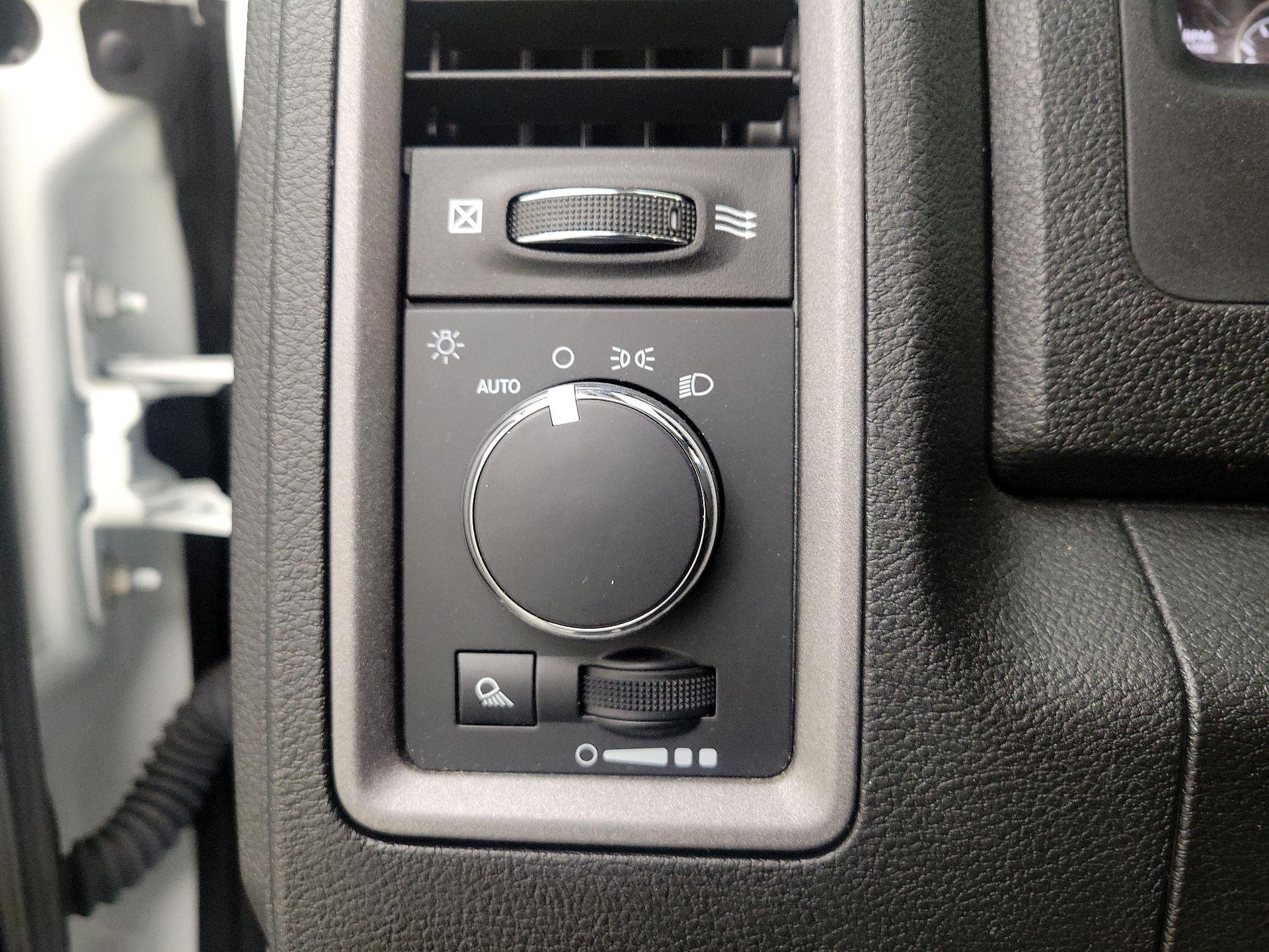 Thumbnail: 2023 RAM 1500 Classic - 13