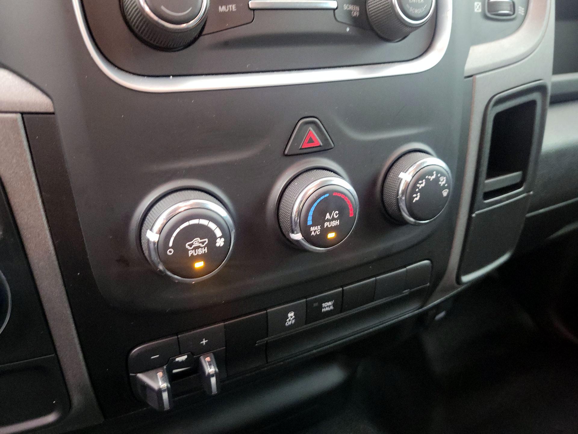 Thumbnail: 2023 RAM 1500 Classic - 16