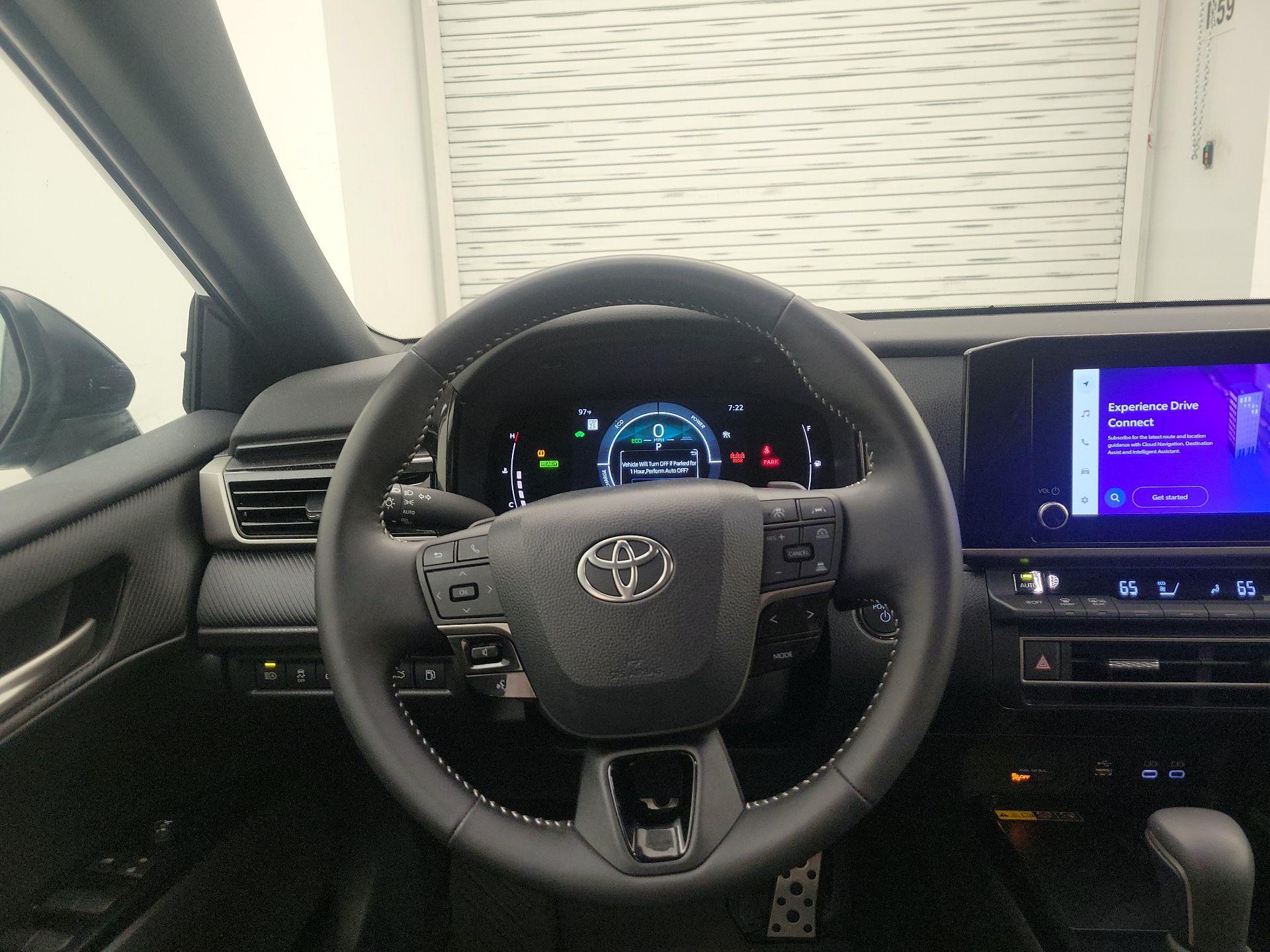Thumbnail: 2025 Toyota Camry - 10