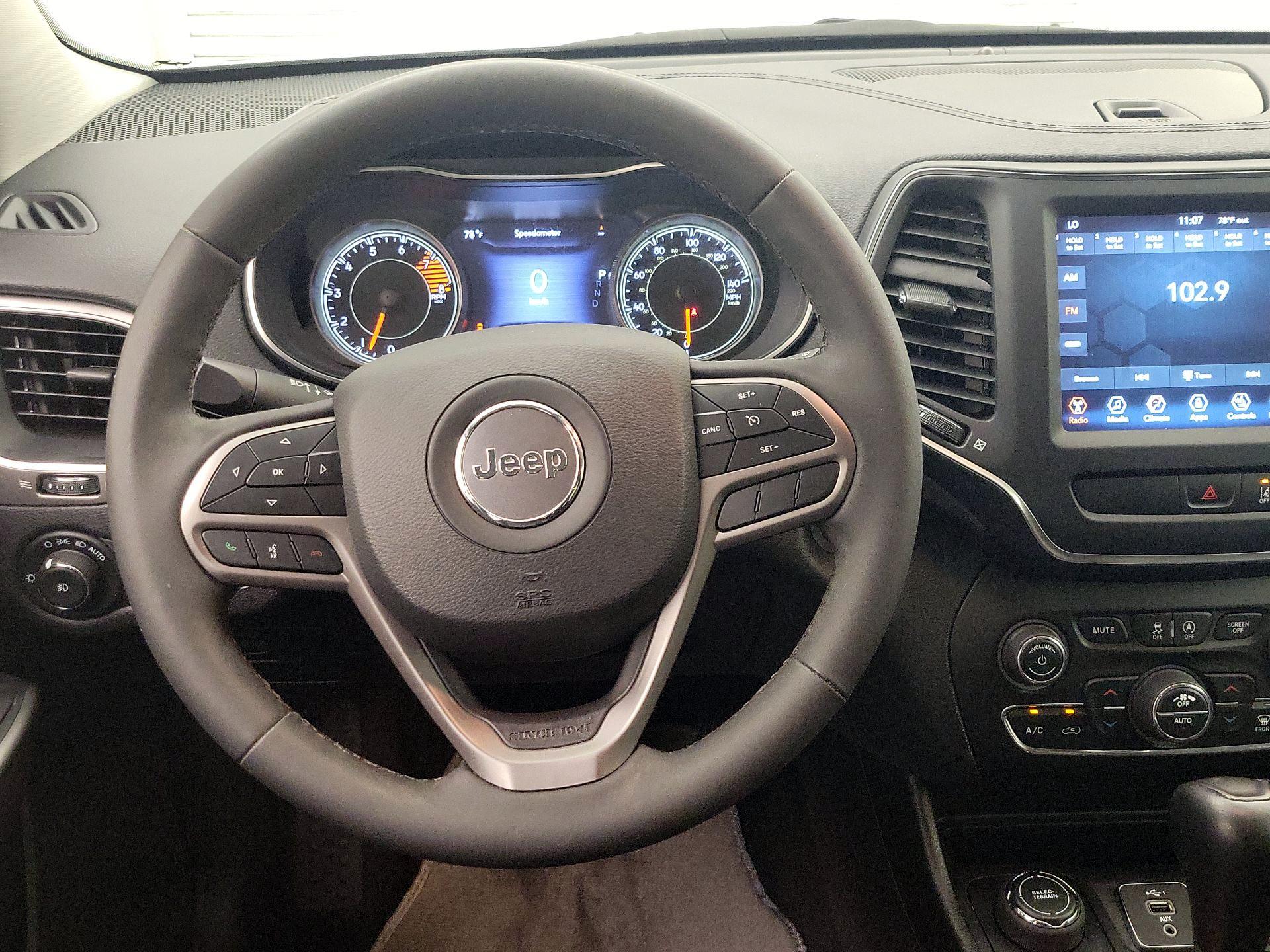 Thumbnail: 2022 Jeep Cherokee - 10