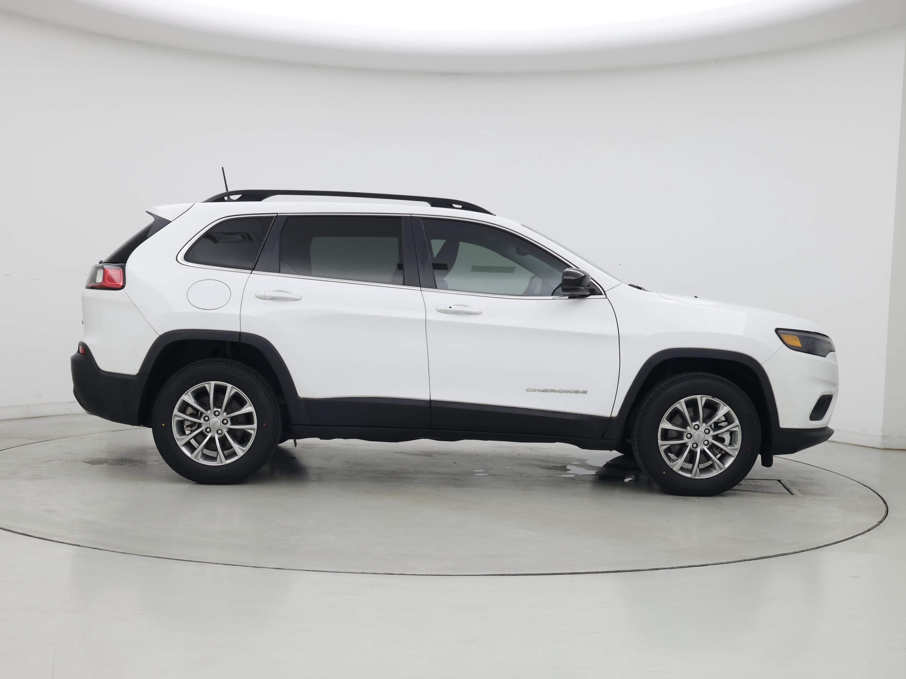 Thumbnail: 2022 Jeep Cherokee - 7
