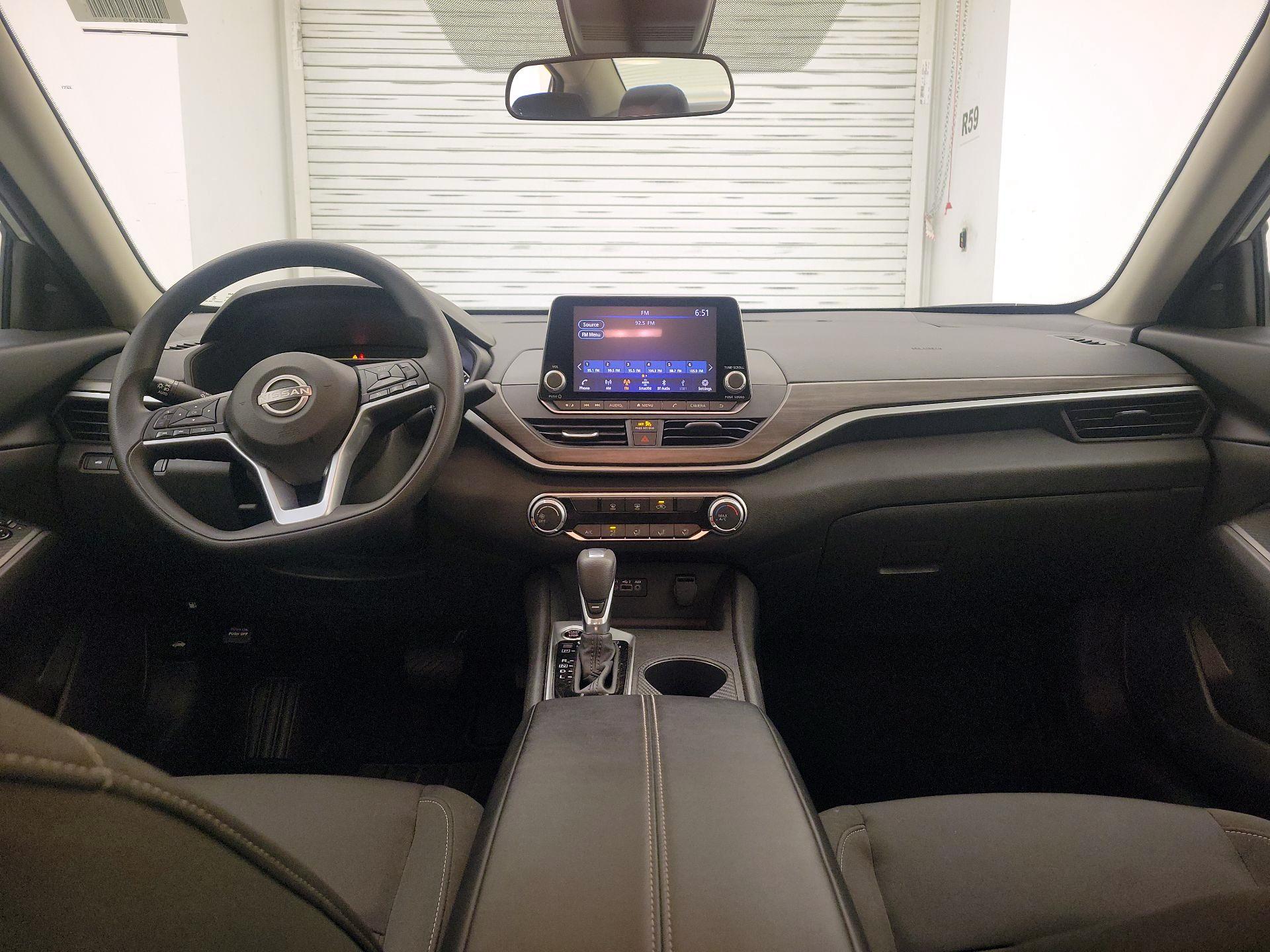 Thumbnail: 2025 Nissan Altima - 9