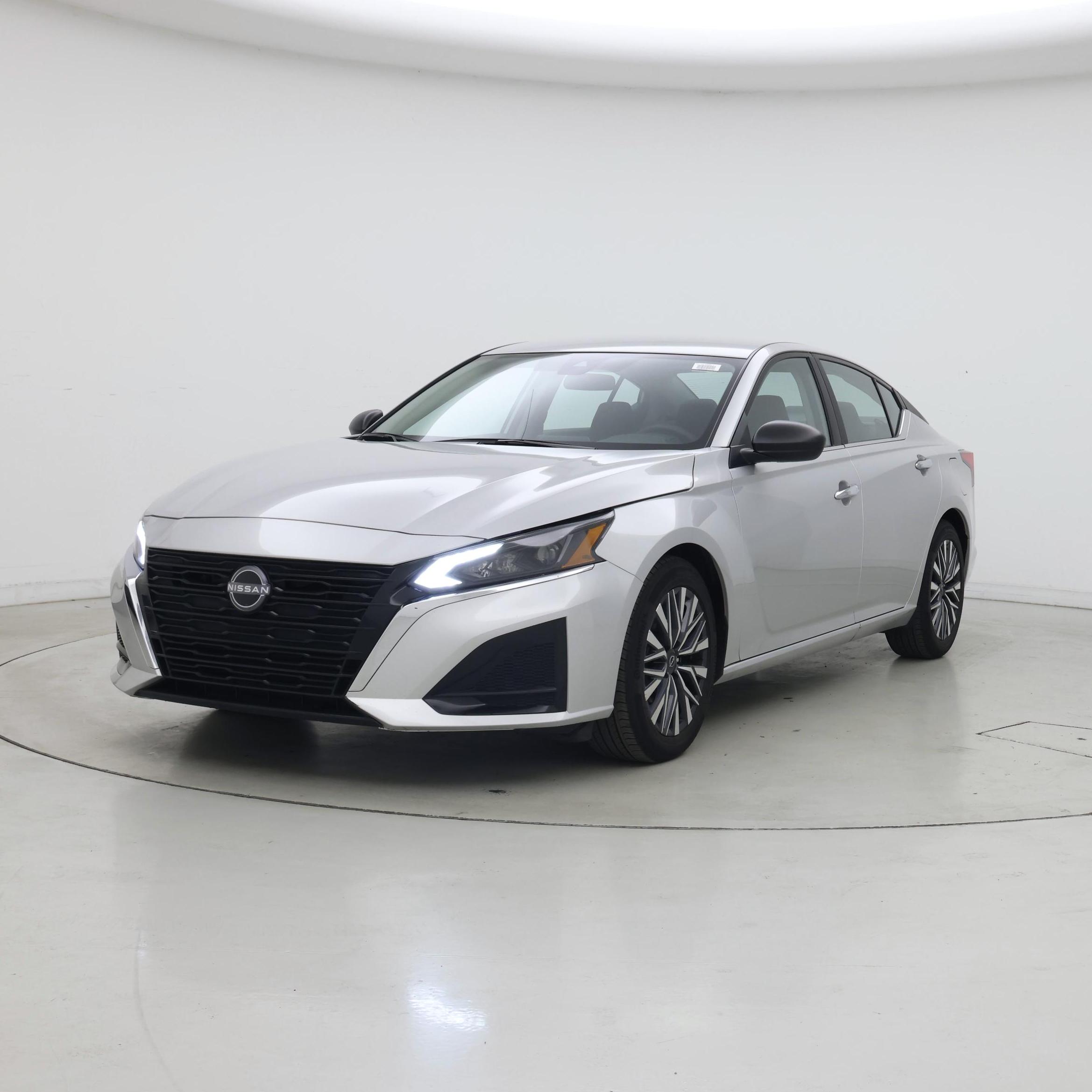 Thumbnail: 2025 Nissan Altima - 4