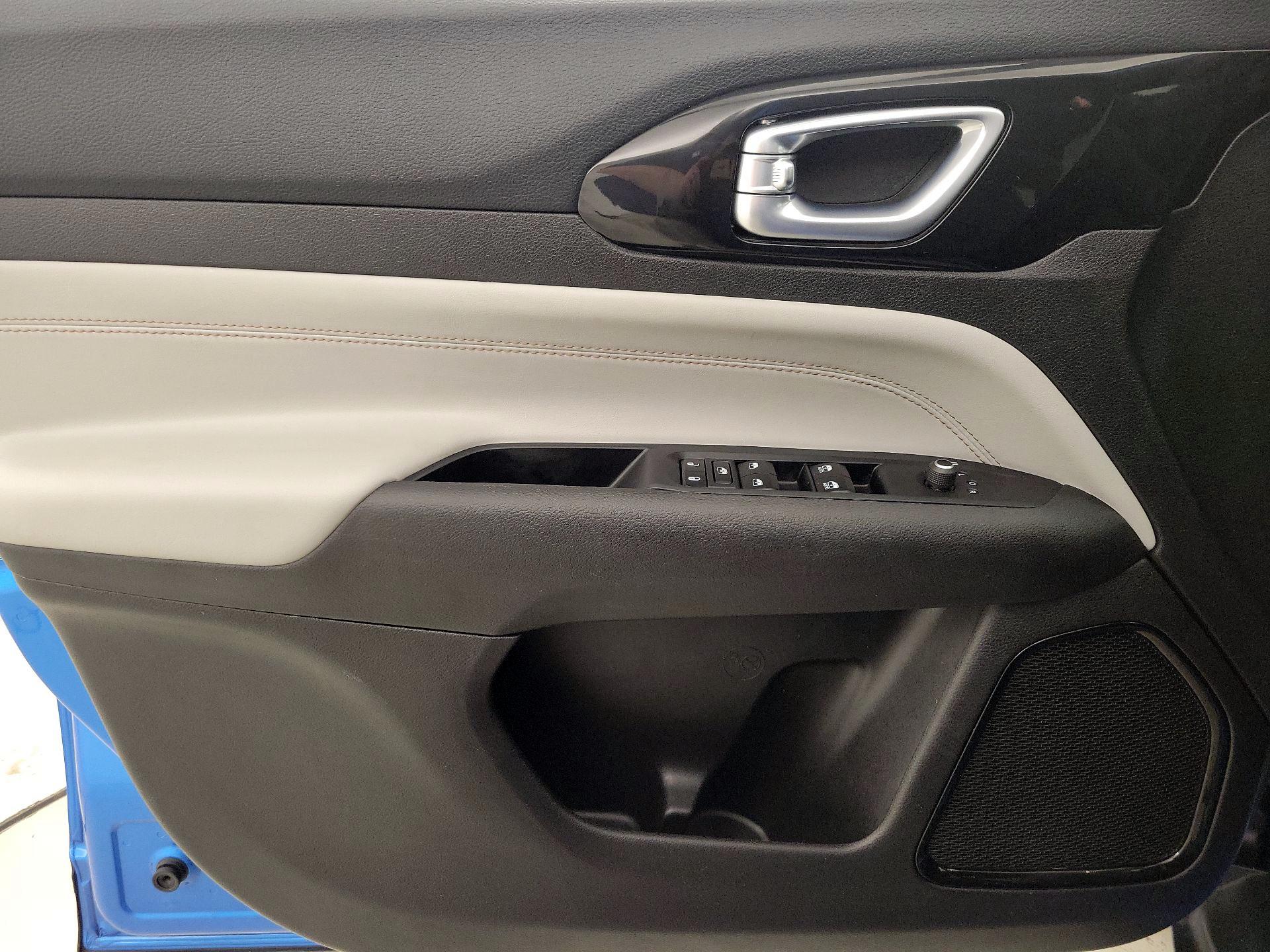 Thumbnail: 2025 Jeep Compass - 12